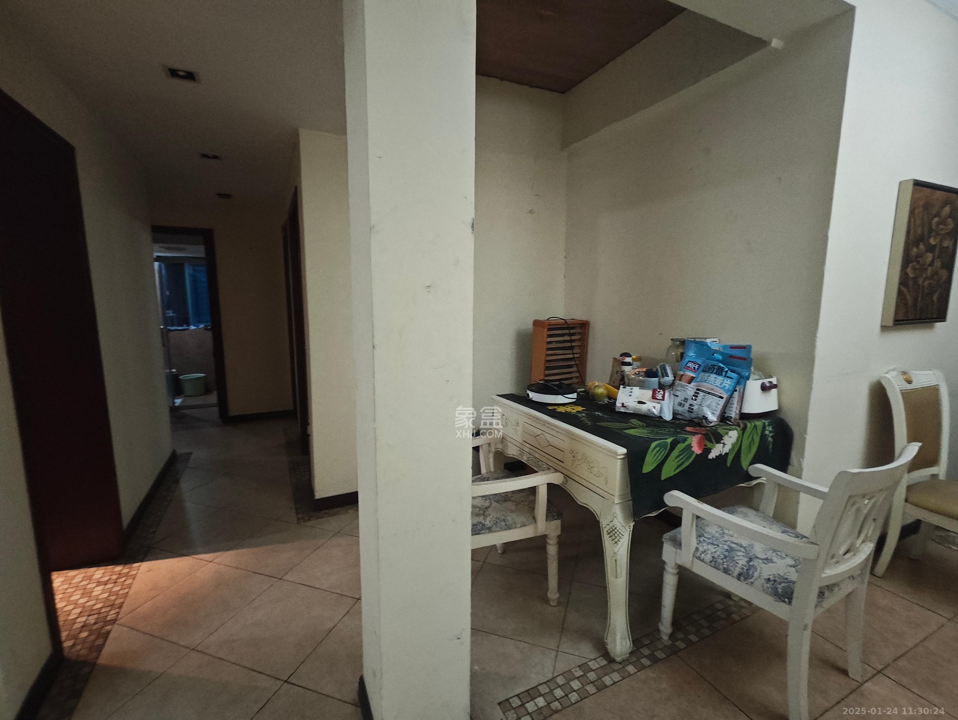 柠檬丽都 3室2厅2卫 2300.0元/月 柠檬丽都 3室2厅2卫 2300.0元/月室内图