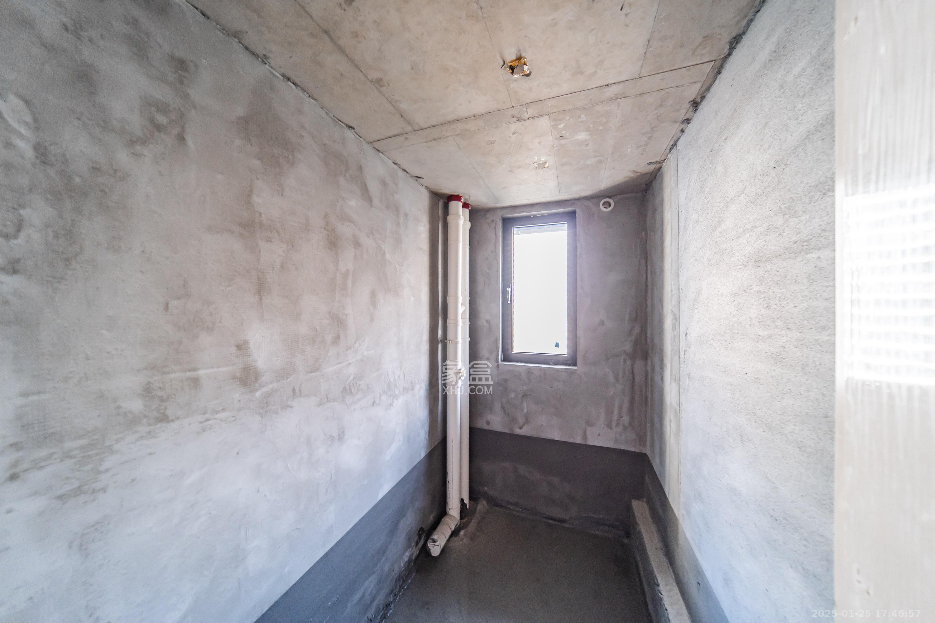 城发恒伟洋湖映2009 4室2厅1卫 1600.0元/月 城发恒伟洋湖映2009 4室2厅1卫 1600.0元/月室内图