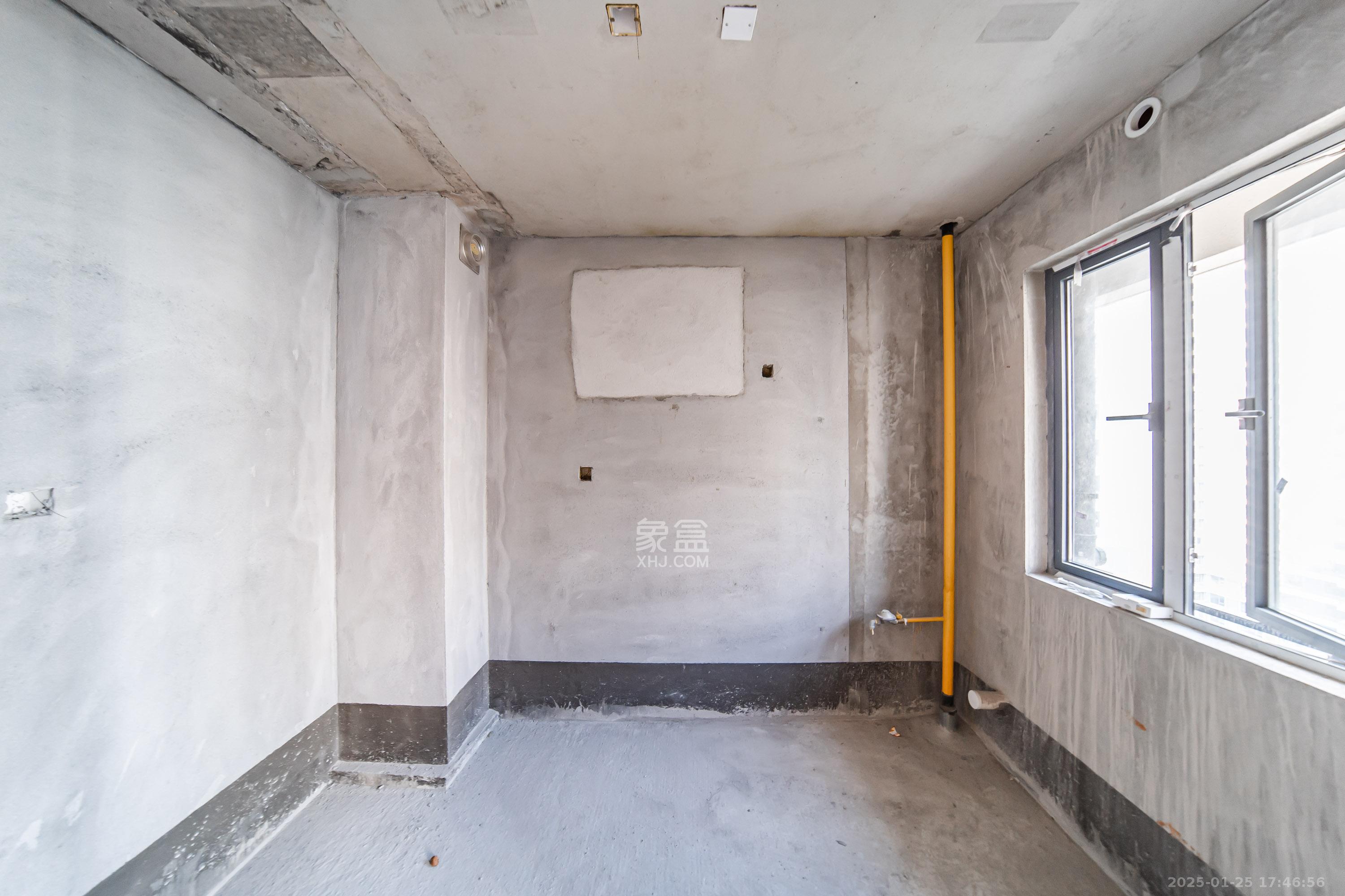 城发恒伟洋湖映2009 4室2厅1卫 1600.0元/月 城发恒伟洋湖映2009 4室2厅1卫 1600.0元/月室内图