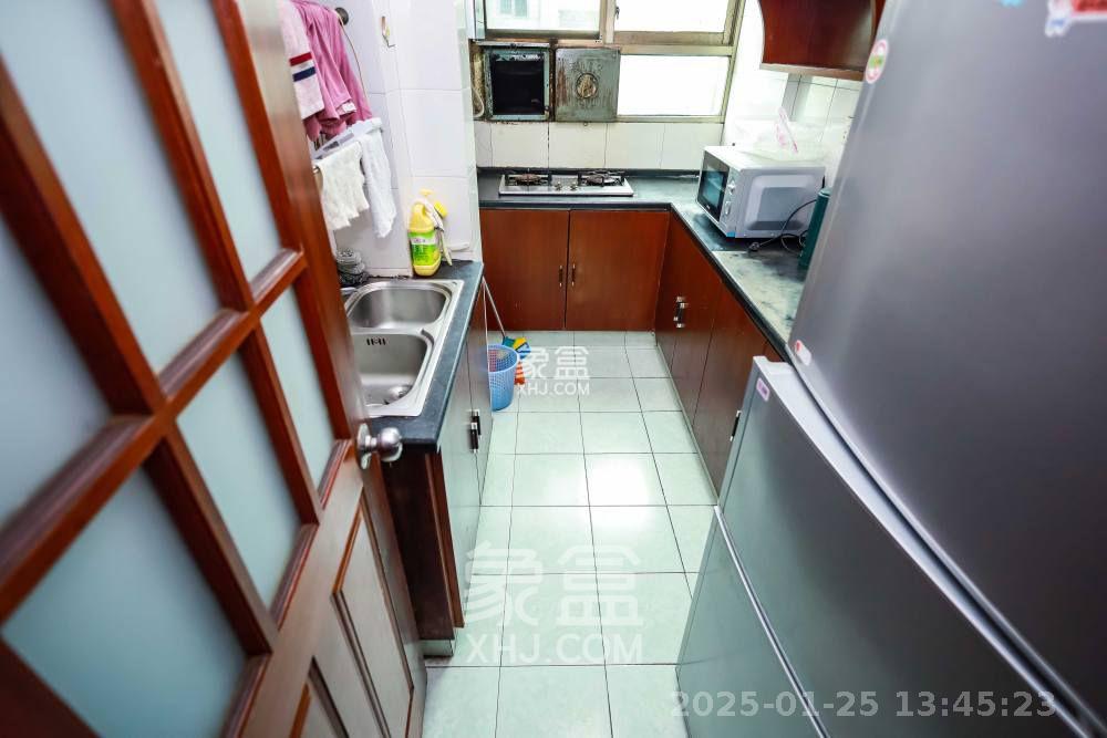 丽臣小区  3室2厅1卫   1700.00元/月室内图