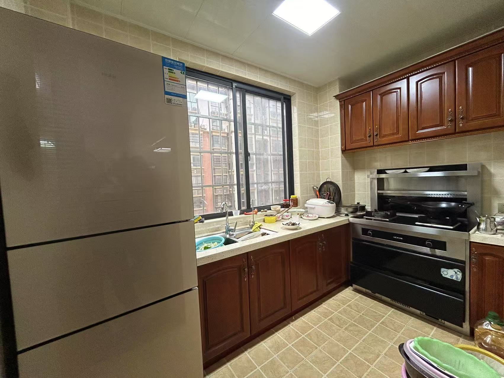 滨江花园 3室2厅2卫 75.8万 滨江花园 3室2厅2卫 75.8万室内图