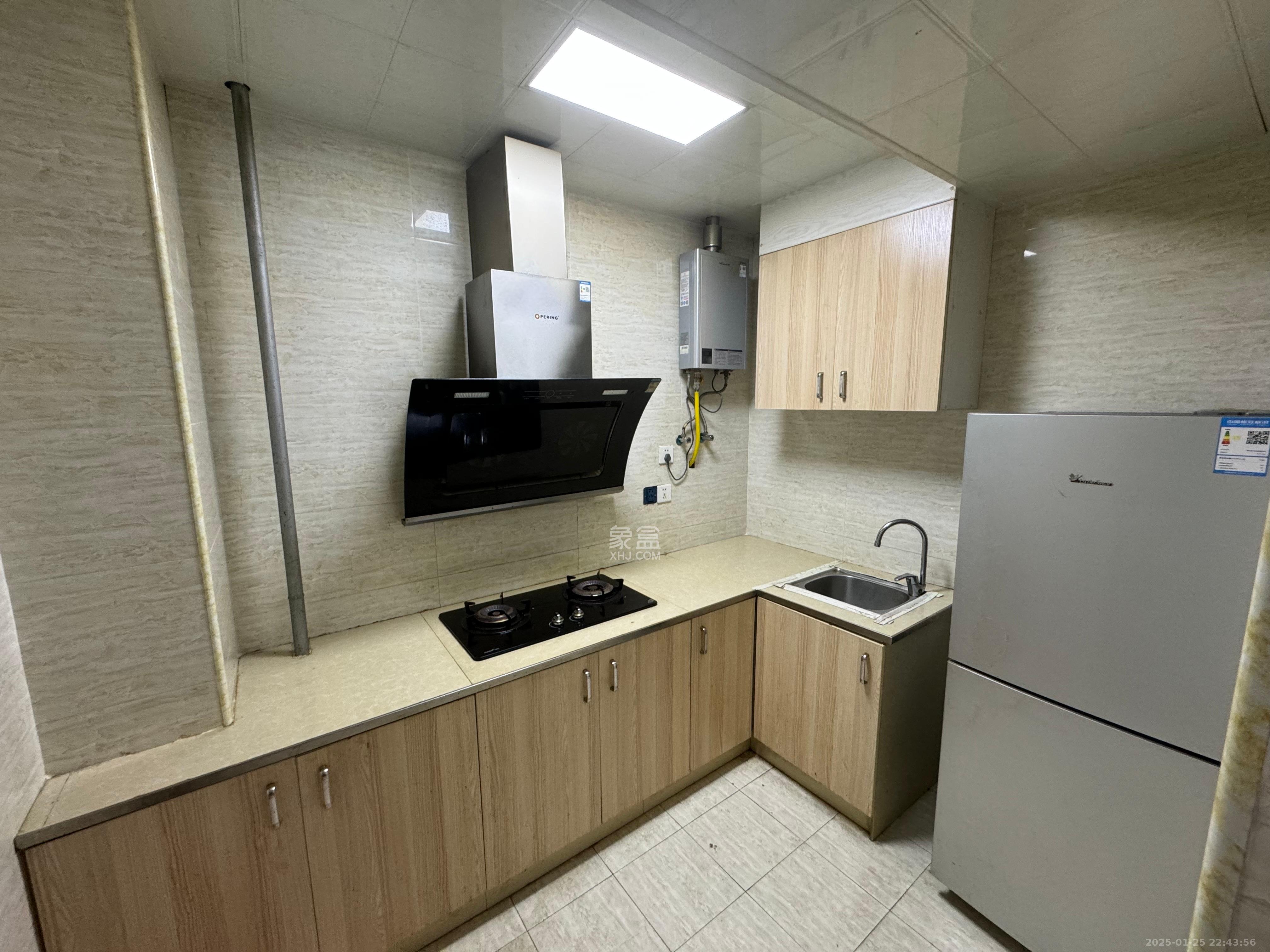 中信凯旋蓝岸(中信新城三期) 2室1厅1卫 1600.0元/月 中信凯旋蓝岸(中信新城三期) 2室1厅1卫 1600.0元/月室内图