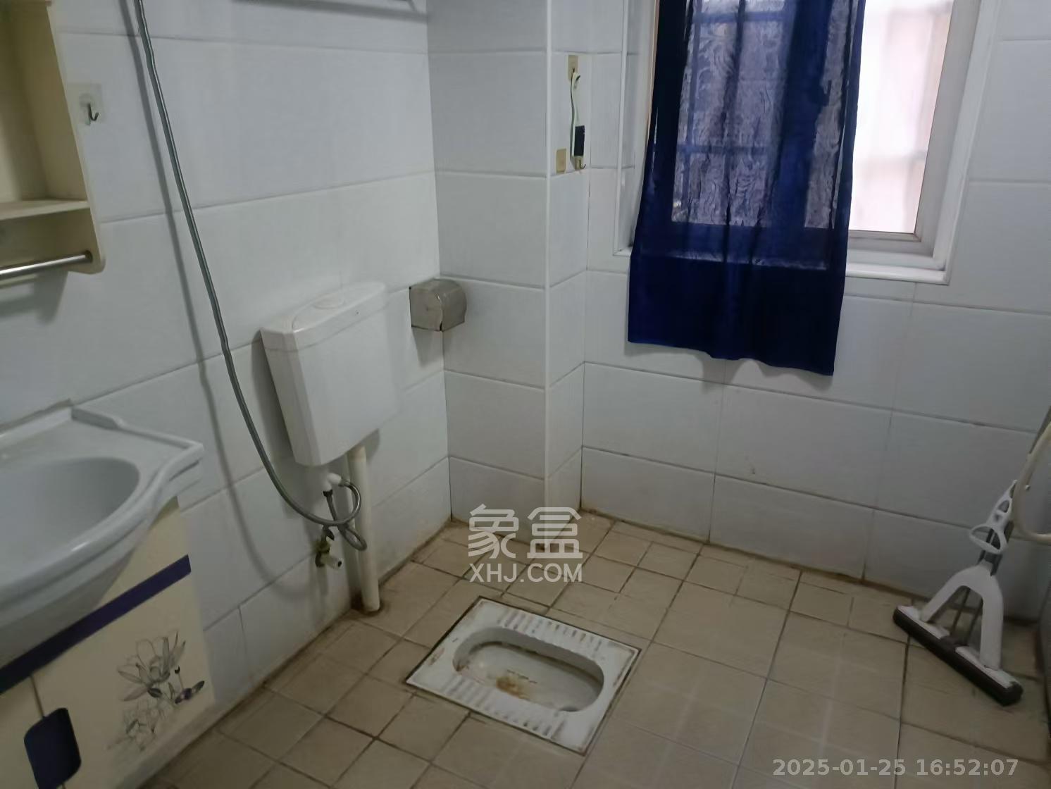 爵士湘 2室2厅1卫 1600.0元/月 爵士湘 2室2厅1卫 1600.0元/月室内图