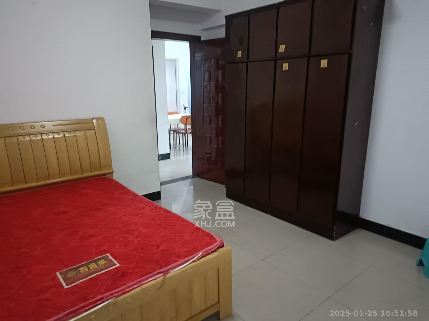 爵士湘 2室2厅1卫 1600.0元/月 爵士湘 2室2厅1卫 1600.0元/月室内图