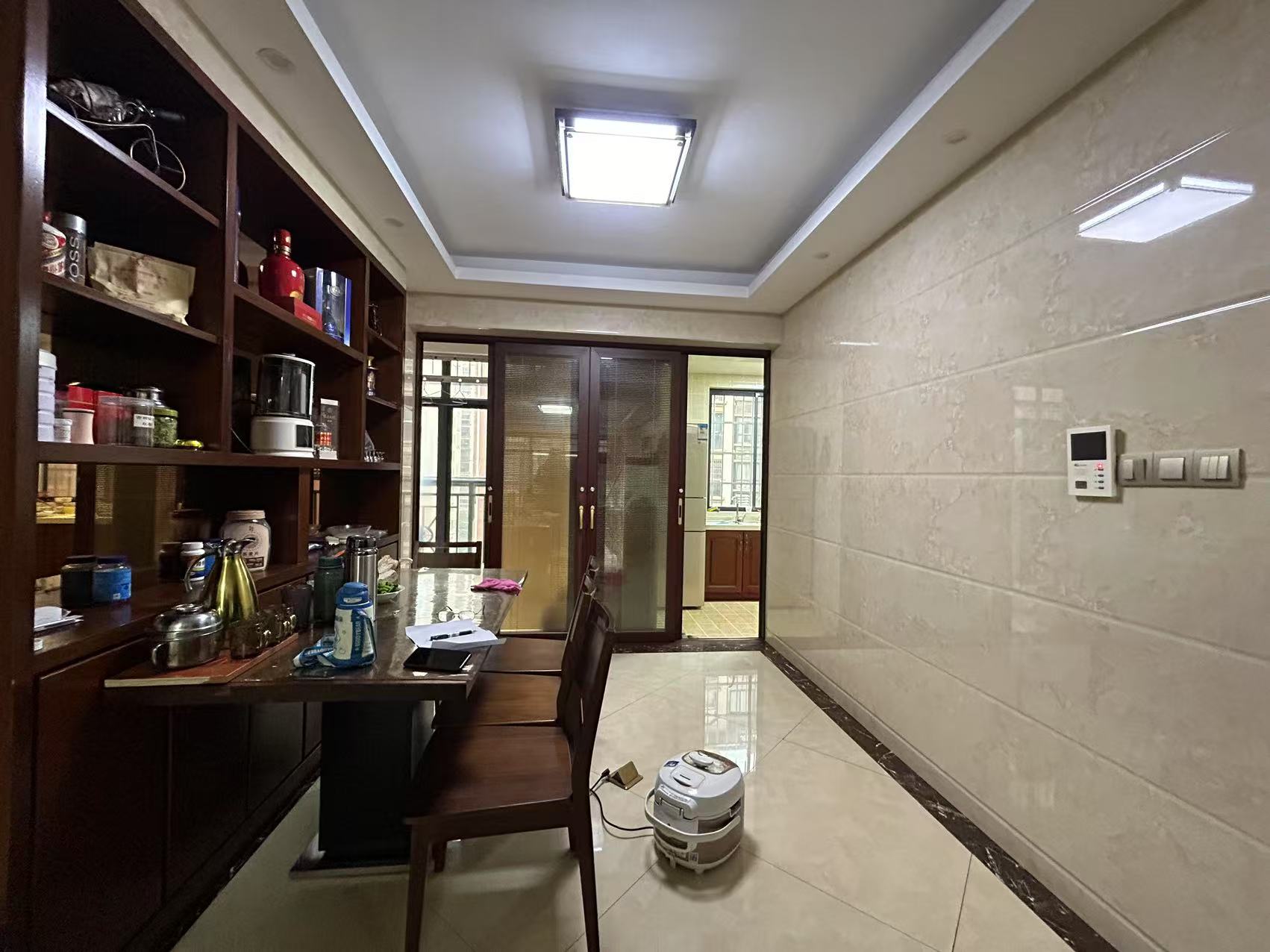 滨江花园 3室2厅2卫 75.8万 滨江花园 3室2厅2卫 75.8万室内图