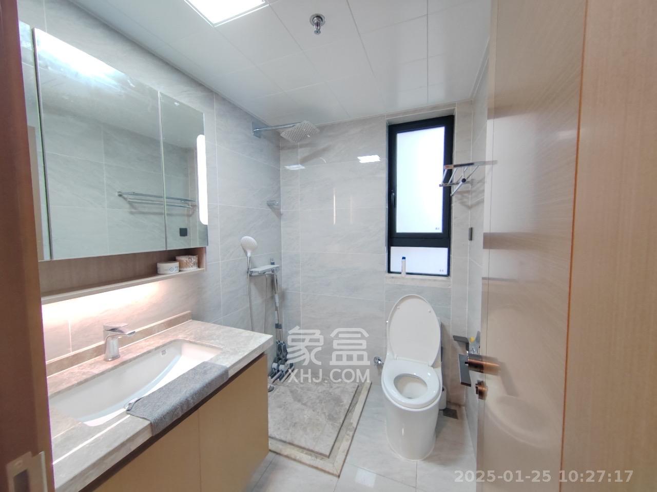 万科魅力之城天阔里 3室2厅2卫 3000.0元/月 万科魅力之城天阔里 3室2厅2卫 3000.0元/月室内图