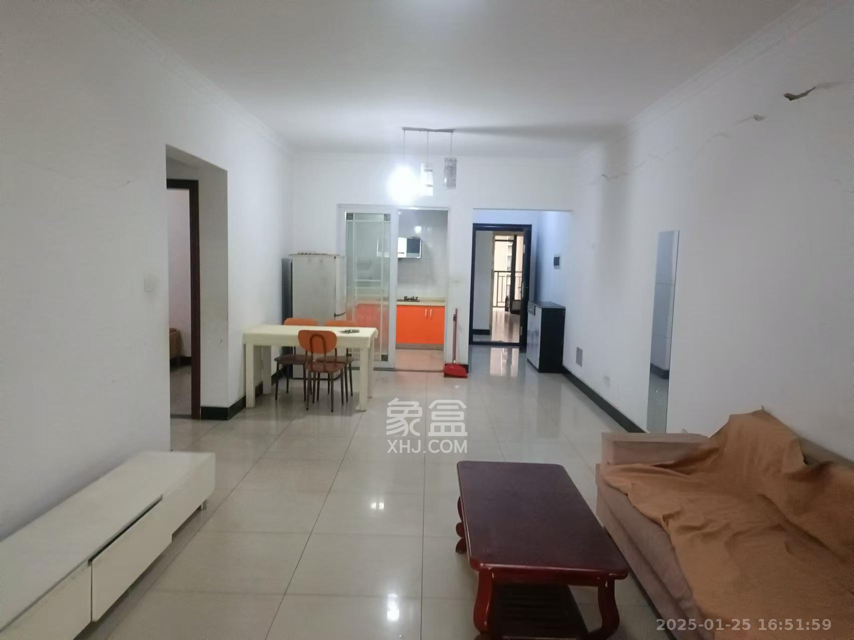 爵士湘 2室2厅1卫 1600.0元/月 爵士湘 2室2厅1卫 1600.0元/月室内图