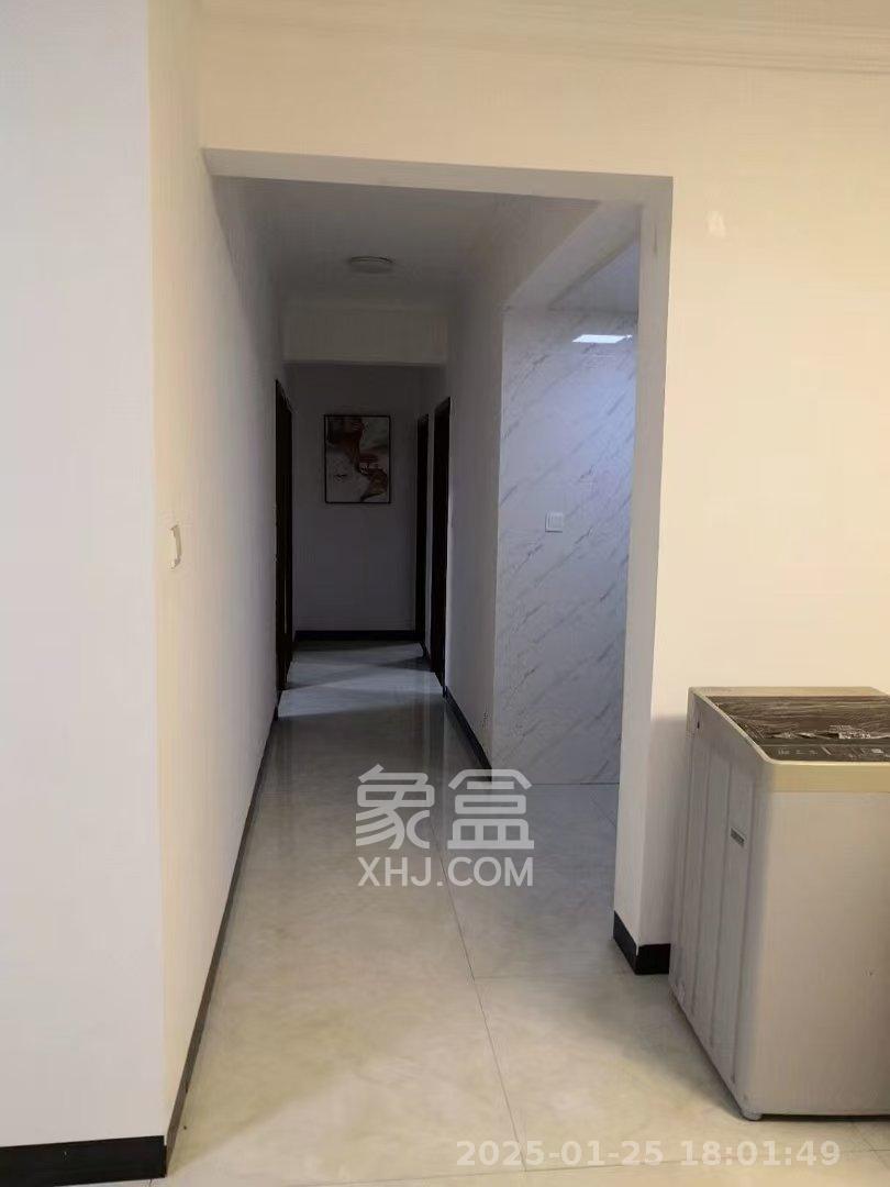 星城新宇桃花苑 3室1厅1卫 2400.0元/月 星城新宇桃花苑 3室1厅1卫 2400.0元/月室内图