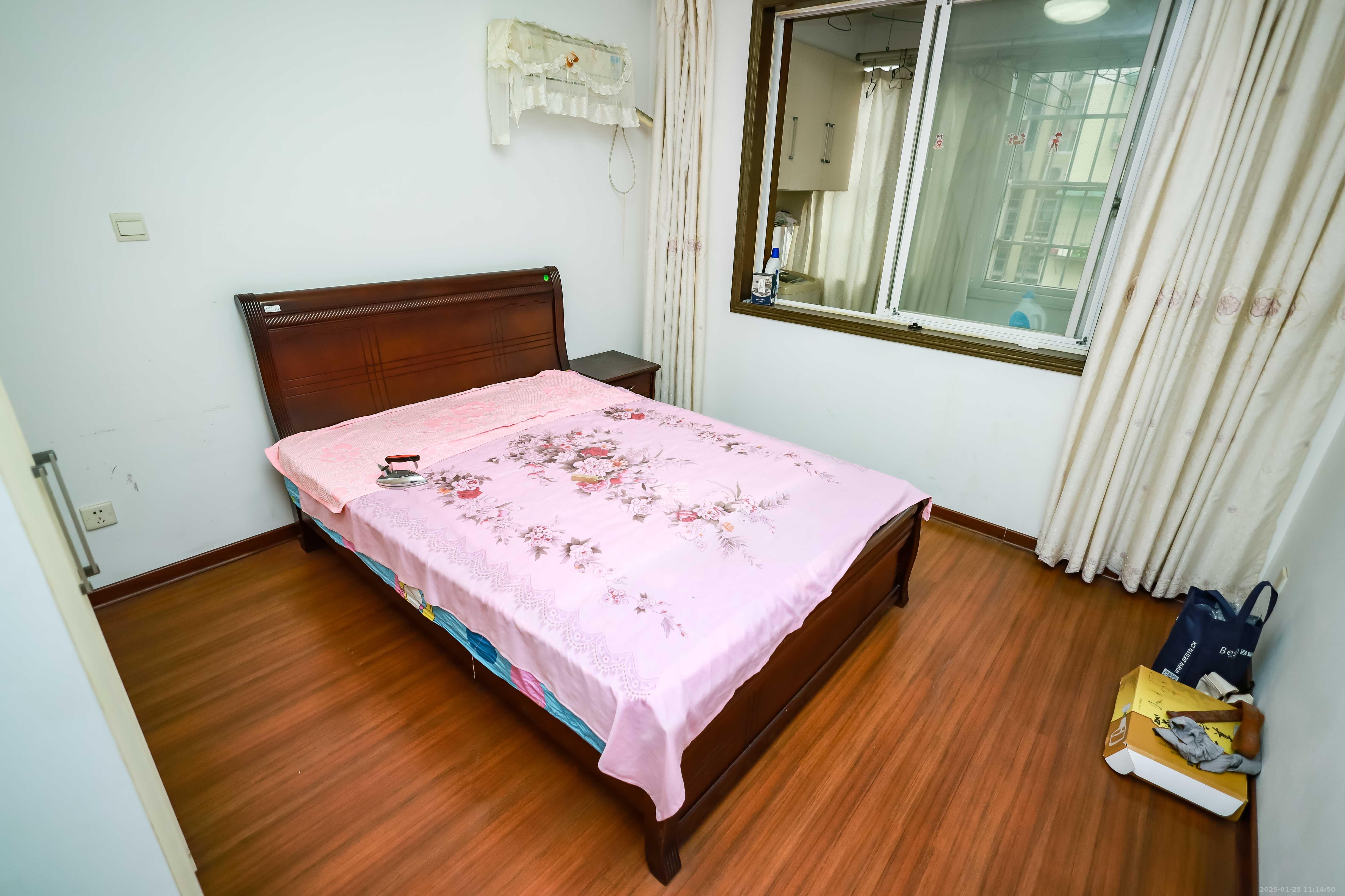 咸嘉新村西子园  3室2厅2卫   2600.00元/月室内图