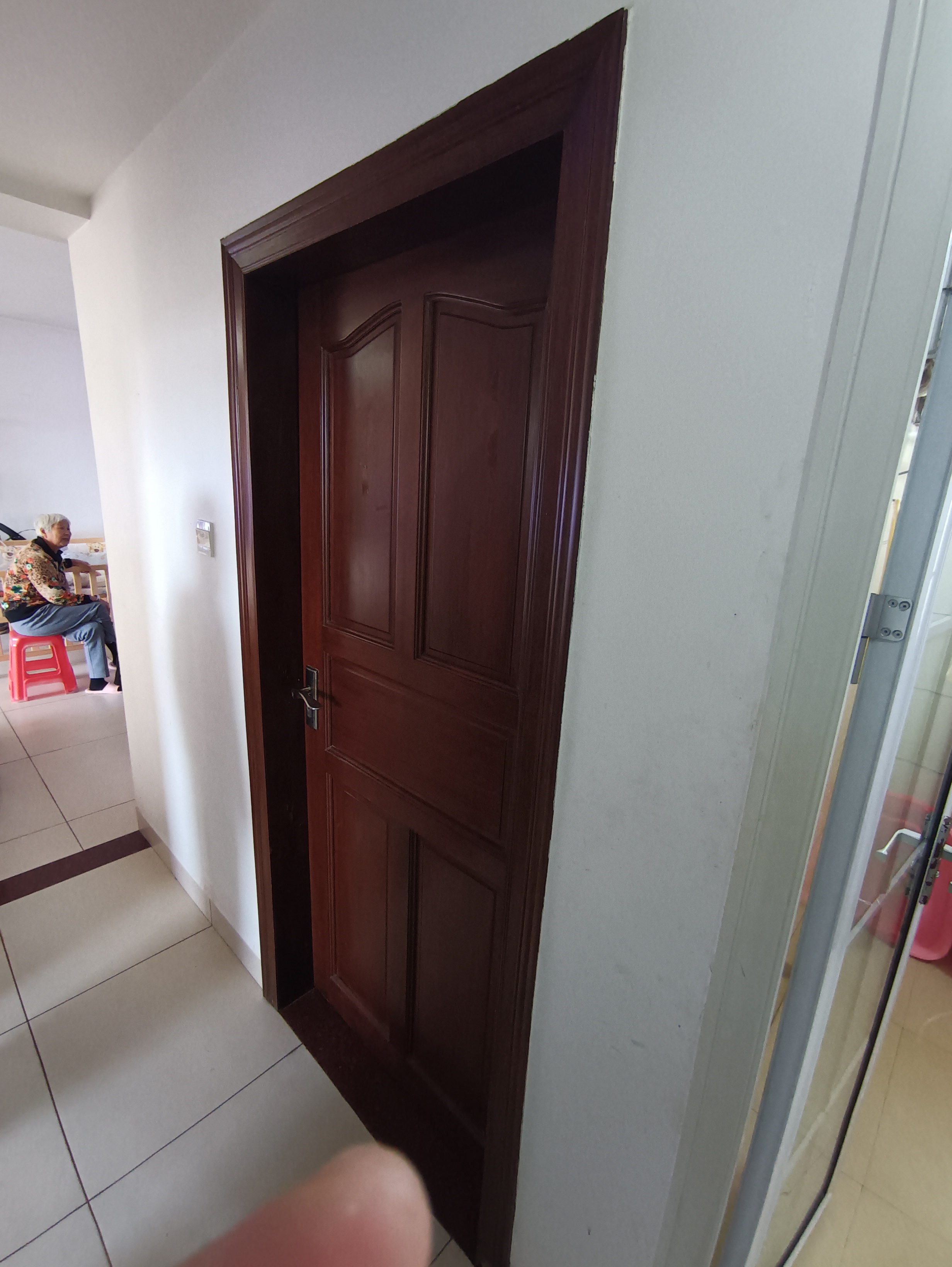 新世界花园二期 3室2厅2卫 211.9万 新世界花园二期 3室2厅2卫 211.9万其他