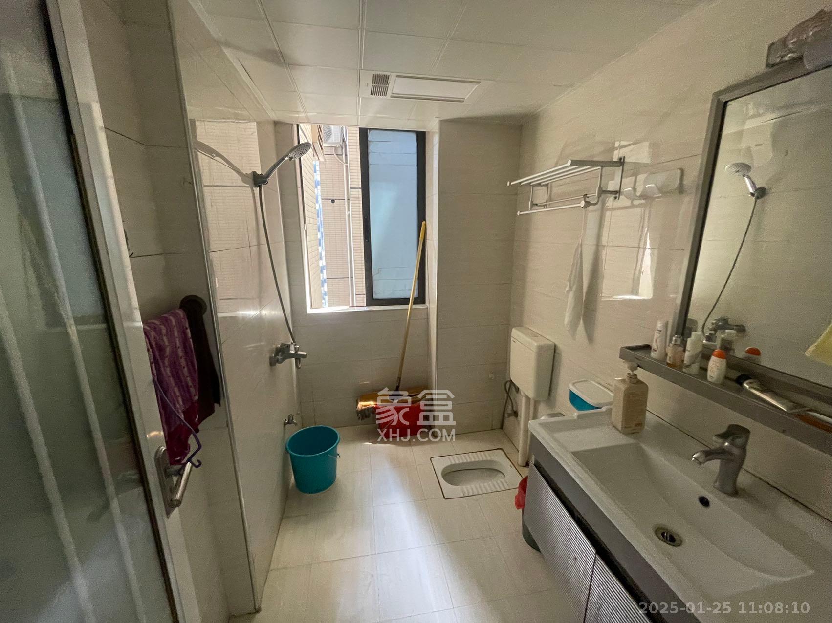 通用时代国际社区 3室2厅1卫 2200.0元/月 通用时代国际社区 3室2厅1卫 2200.0元/月室内图