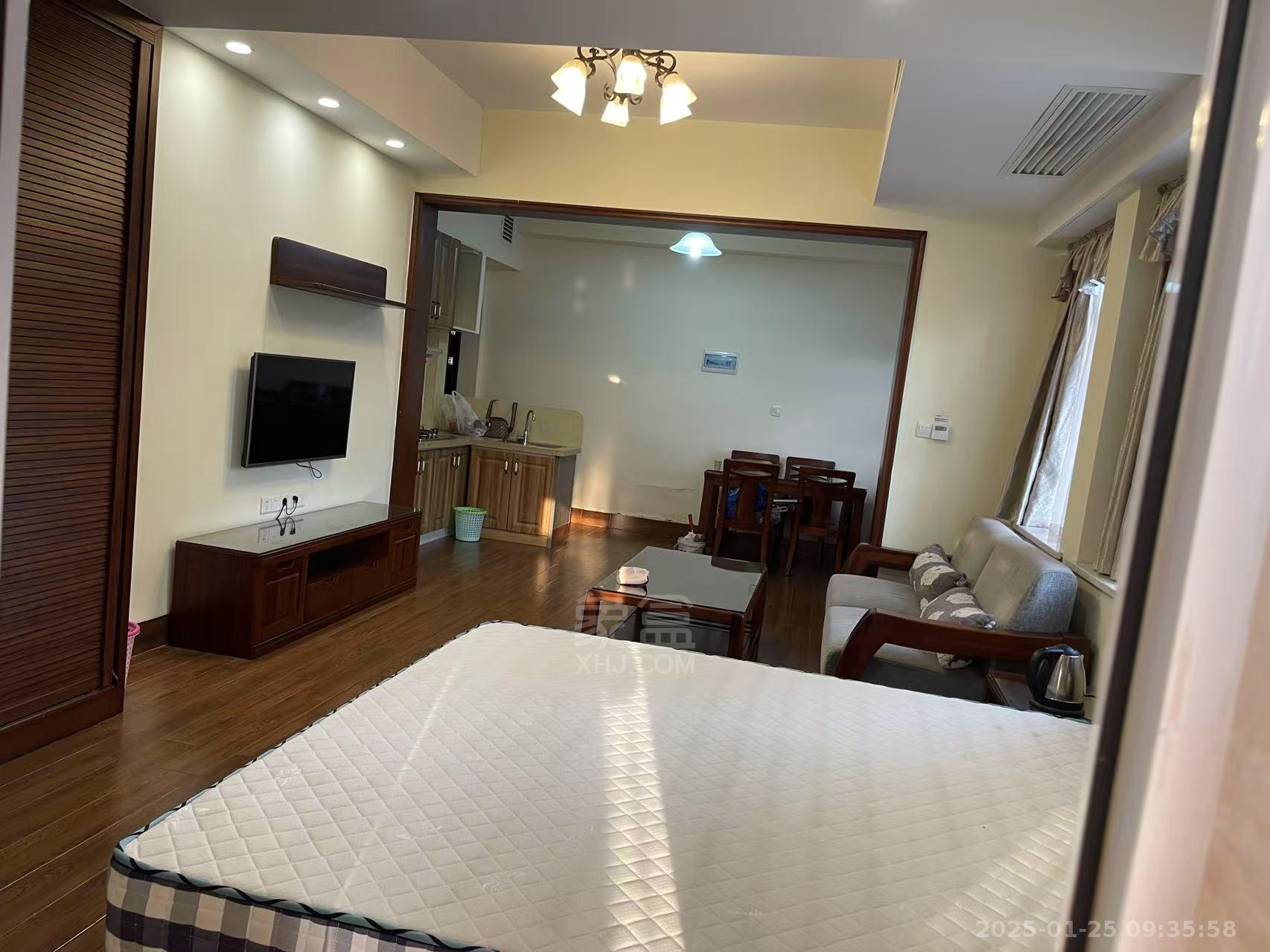 流金岁月-华晨国际  1室1厅1卫   1600.00元/月室内图