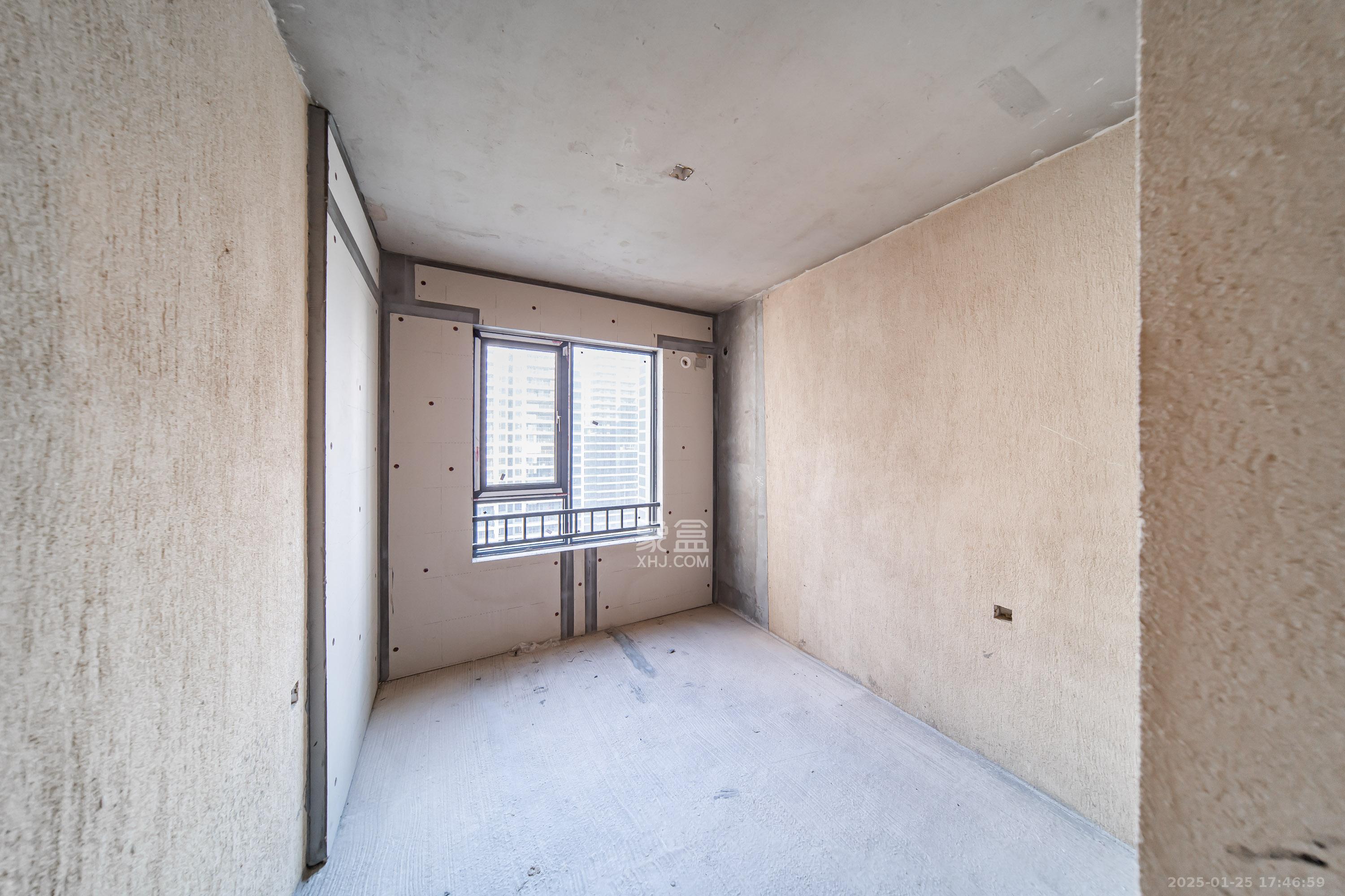 城发恒伟洋湖映2009 4室2厅1卫 1600.0元/月 城发恒伟洋湖映2009 4室2厅1卫 1600.0元/月室内图