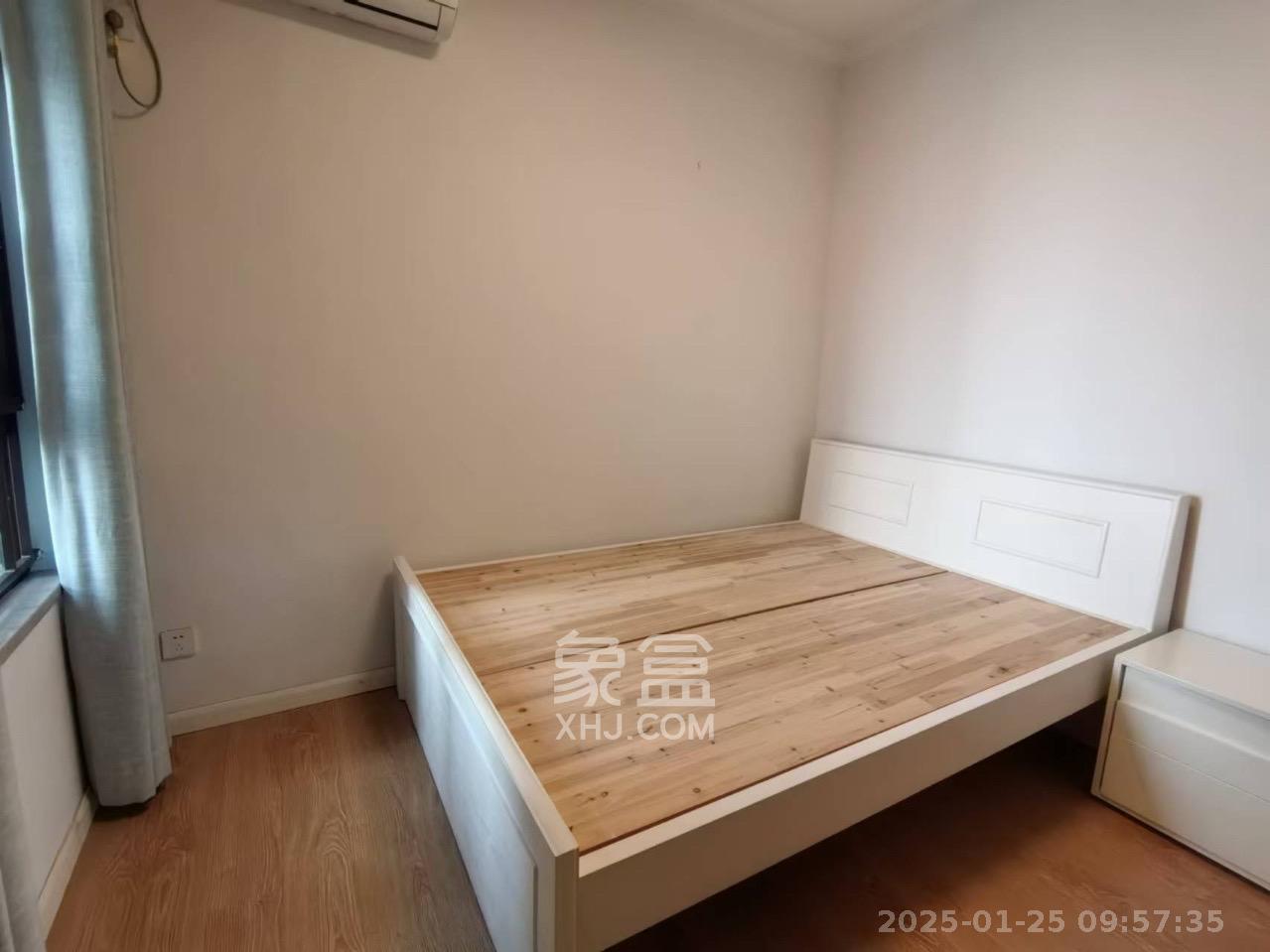 卓越蔚蓝城邦 3室2厅1卫 2300.0元/月 卓越蔚蓝城邦 3室2厅1卫 2300.0元/月室内图