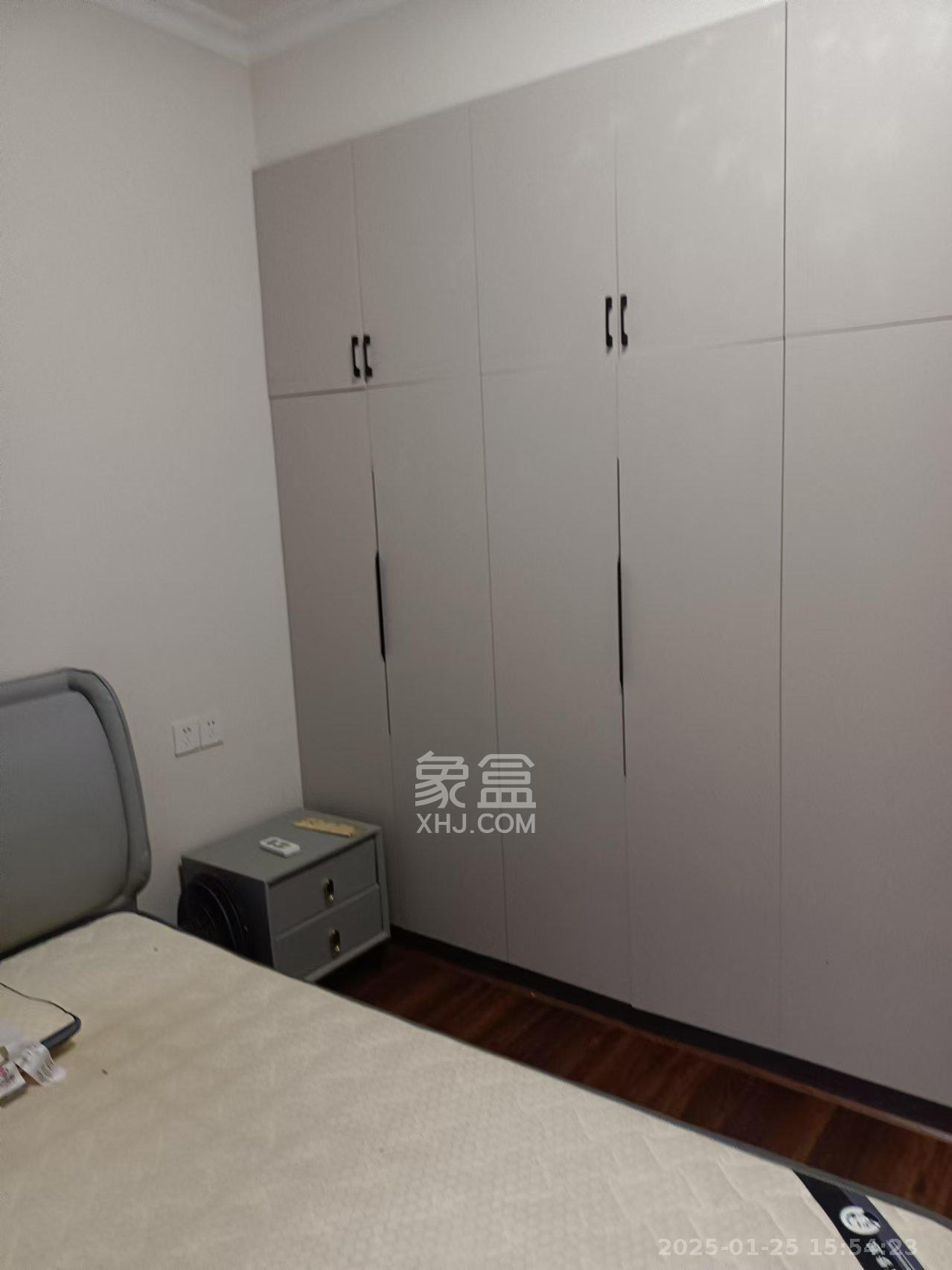 鑫天佳园 2室1厅1卫 1700.0元/月 鑫天佳园 2室1厅1卫 1700.0元/月室内图