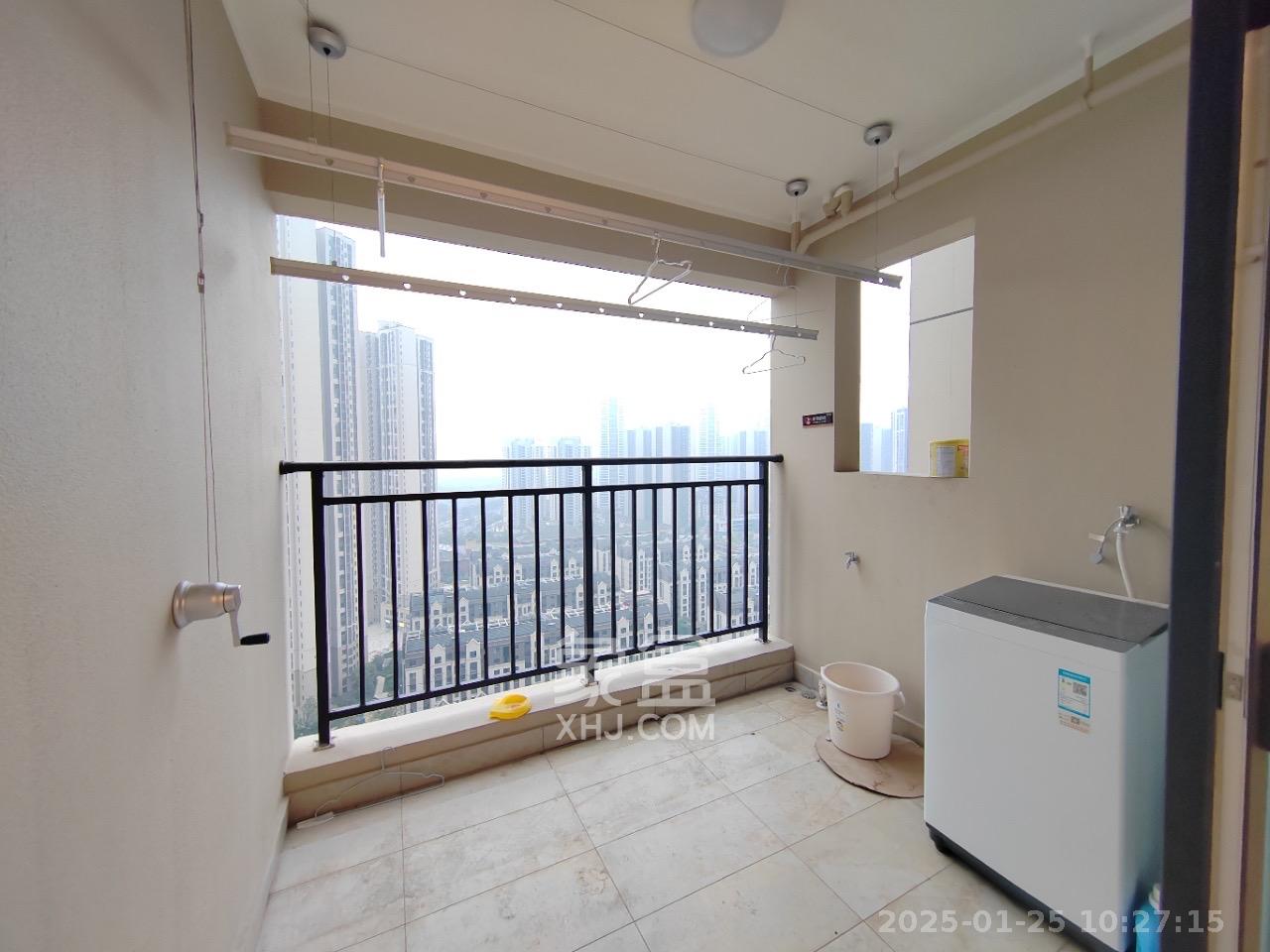 万科魅力之城天阔里 3室2厅2卫 3000.0元/月 万科魅力之城天阔里 3室2厅2卫 3000.0元/月室内图