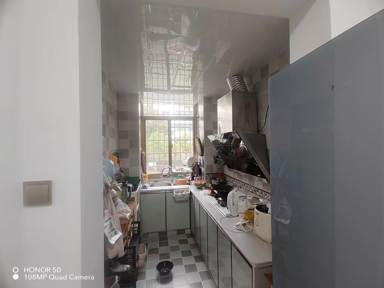 湾田家园  3室2厅2卫    2200.0元/月 湾田家园  3室2厅2卫    2200.0元/月室内图