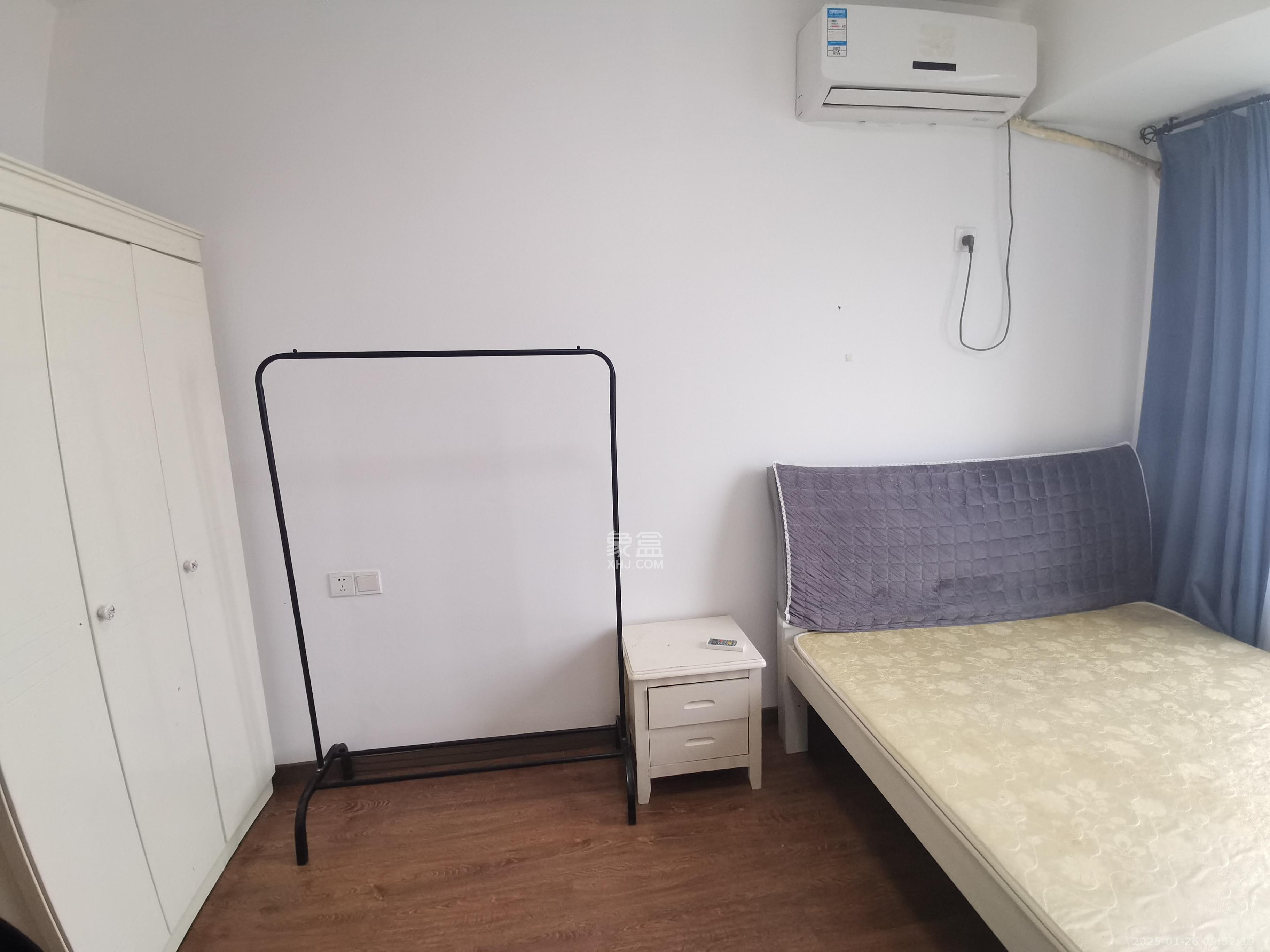 天下一家 2室1厅1卫 1900.0元/月 天下一家 2室1厅1卫 1900.0元/月室内图