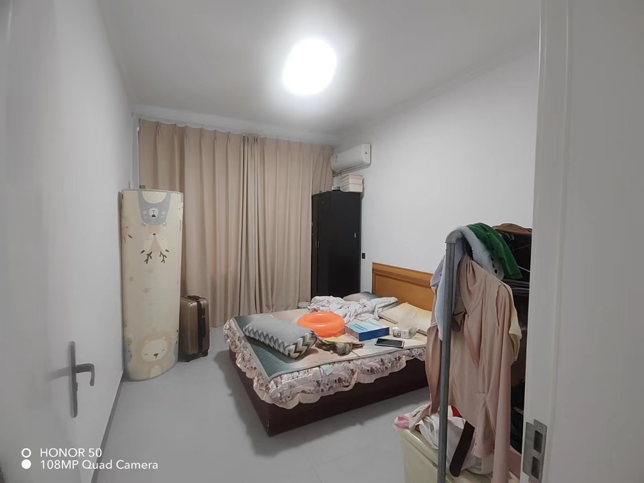 湾田家园  3室2厅2卫    2200.0元/月 湾田家园  3室2厅2卫    2200.0元/月室内图