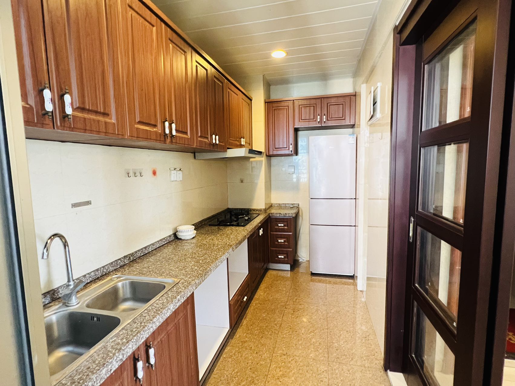 碧桂园 4室2厅2卫 2000.0元/月 碧桂园 4室2厅2卫 2000.0元/月室内图