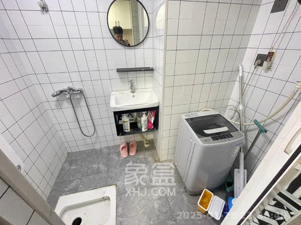 龙湖湘江星座(祺鑫星座公寓) 1室0厅0卫 1200.0元/月 龙湖湘江星座(祺鑫星座公寓) 1室0厅0卫 1200.0元/月室内图