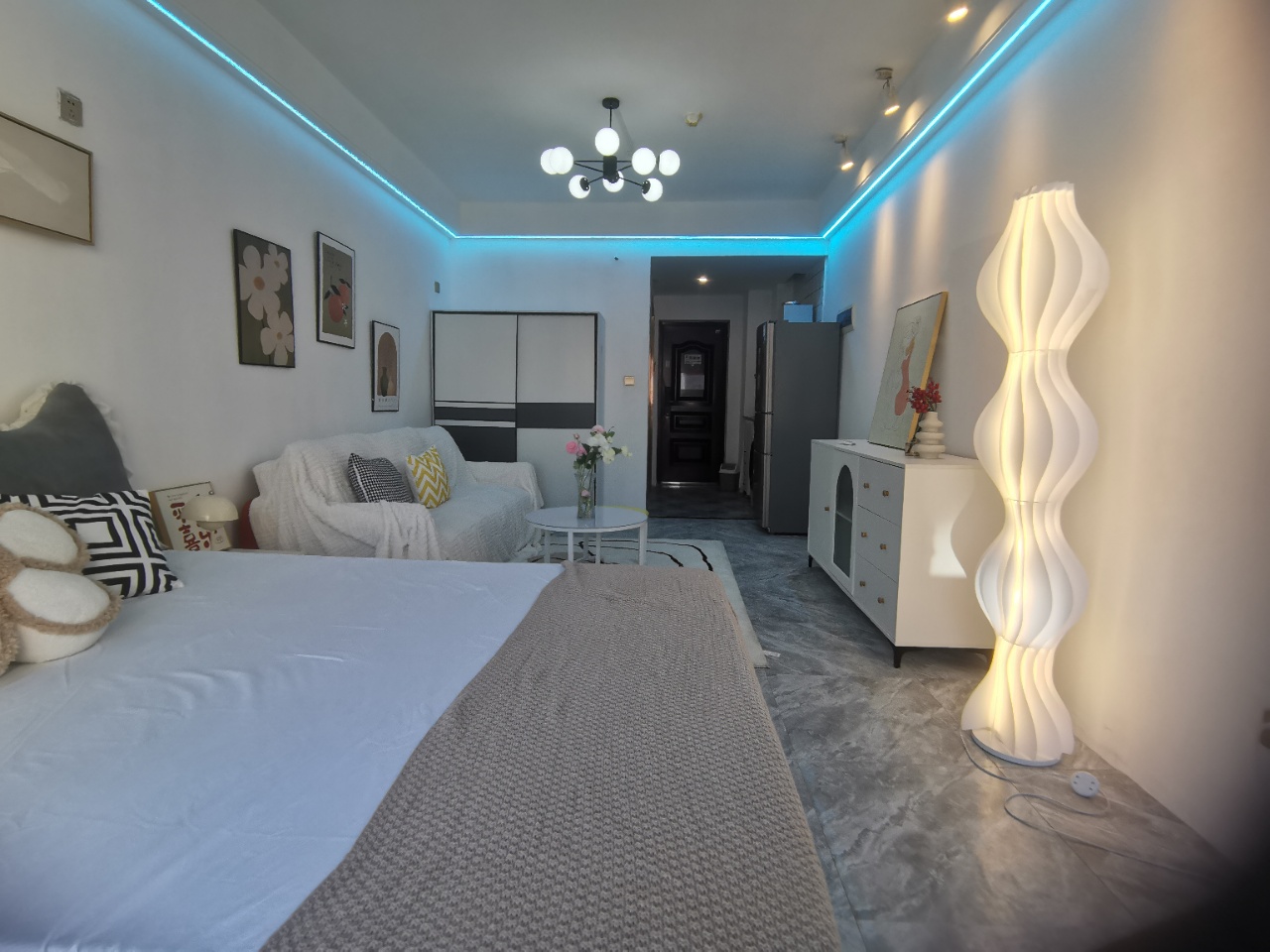 金钟大雁城 1室1厅1卫 1600.0元/月 金钟大雁城 1室1厅1卫 1600.0元/月室内图