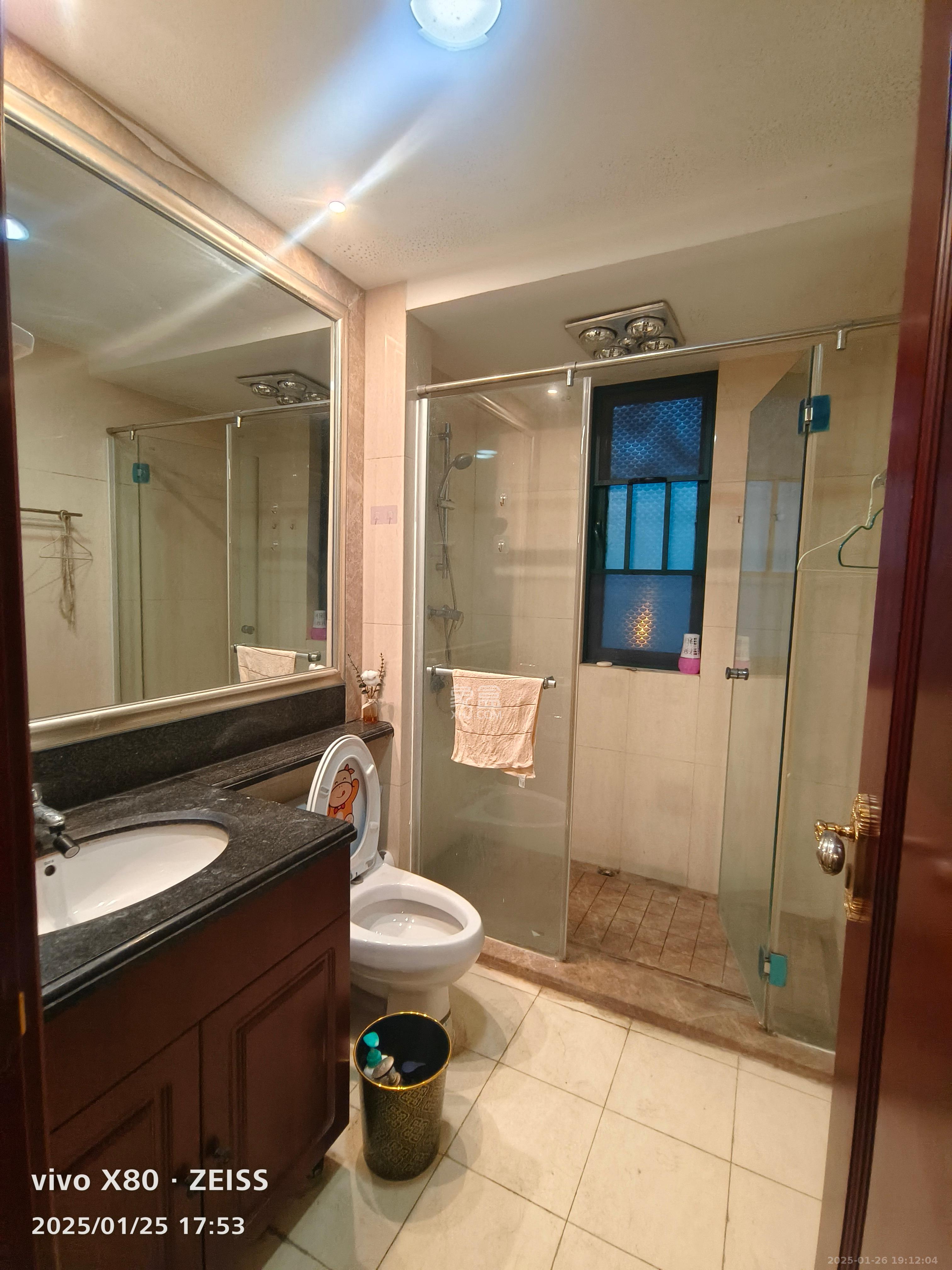 恒大御景湾 3室2厅2卫 3000.0元/月 恒大御景湾 3室2厅2卫 3000.0元/月室内图