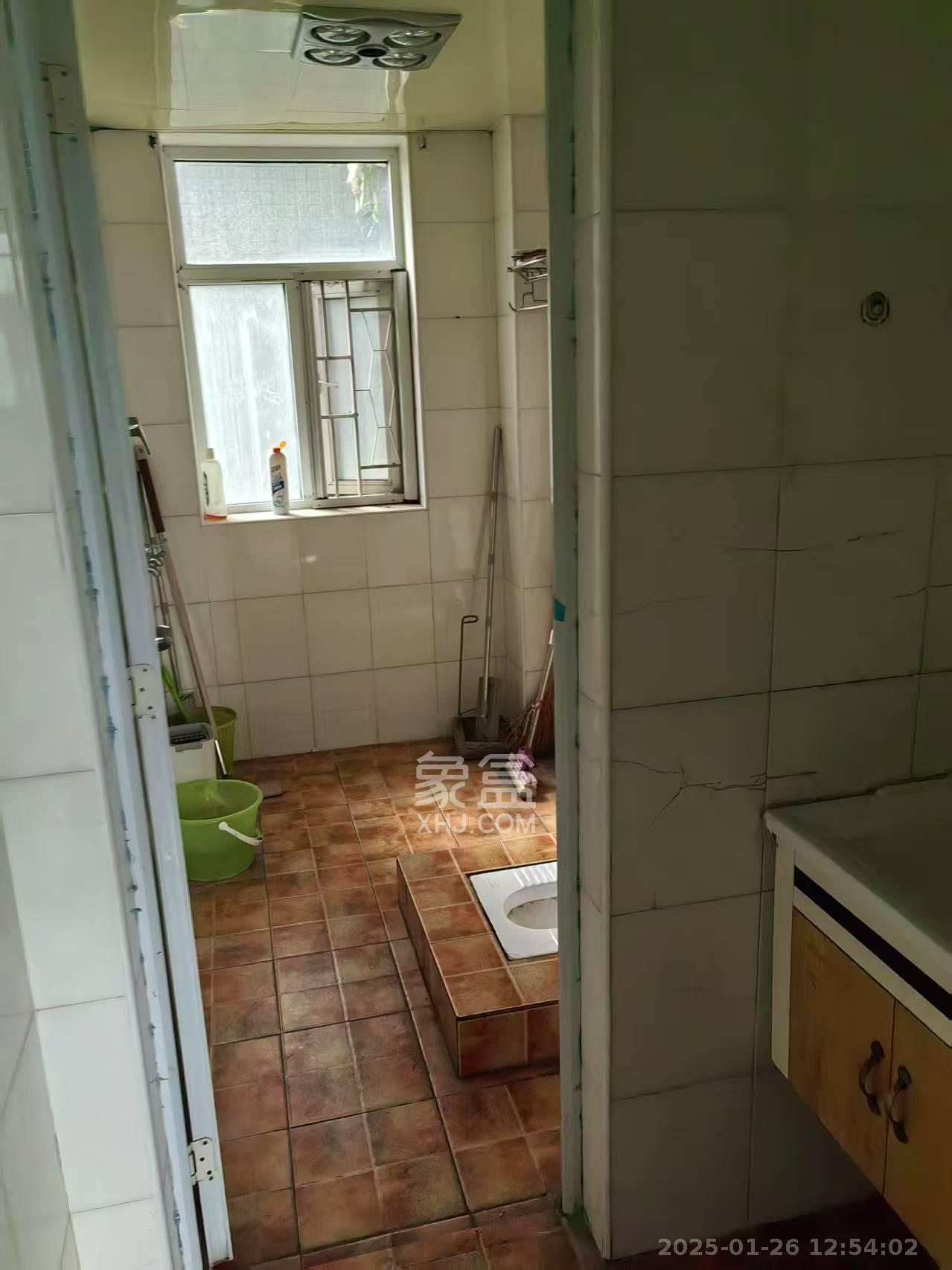 未来城科学家园  3室2厅1卫    3000.0元/月 未来城科学家园  3室2厅1卫    3000.0元/月室内图