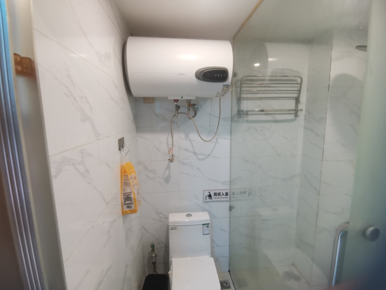 金钟大雁城 1室1厅1卫 1600.0元/月 金钟大雁城 1室1厅1卫 1600.0元/月室内图