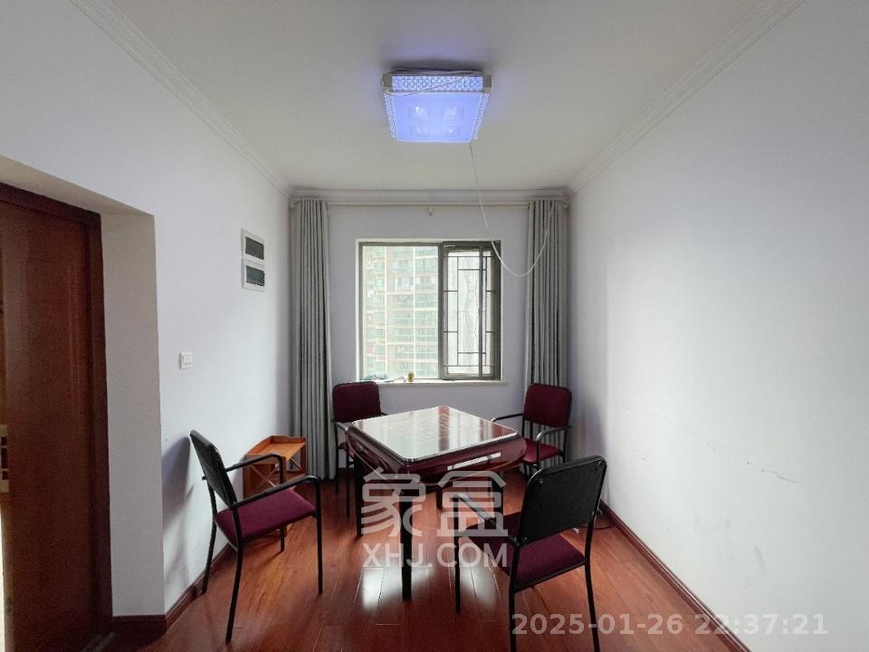 新城新世界一二三期 4室2厅2卫 3500.0元/月 新城新世界一二三期 4室2厅2卫 3500.0元/月室内图