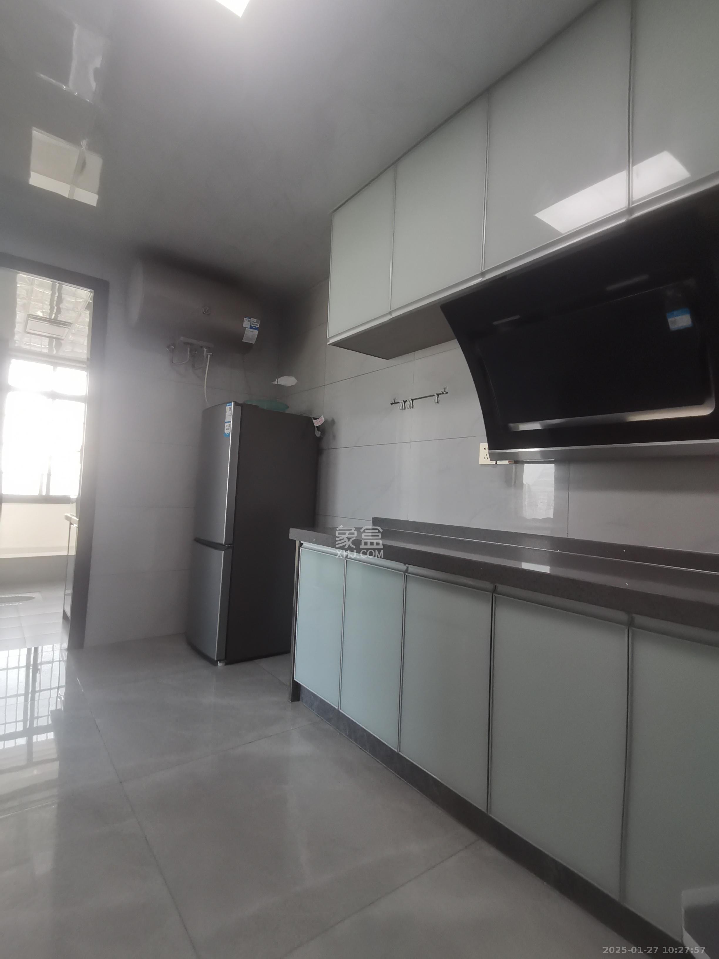 东合新苑 1室1厅1卫 1500.0元/月 东合新苑 1室1厅1卫 1500.0元/月室内图