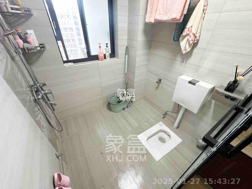 长房南屏锦源 4室2厅2卫 4000.0元/月 长房南屏锦源 4室2厅2卫 4000.0元/月室内图