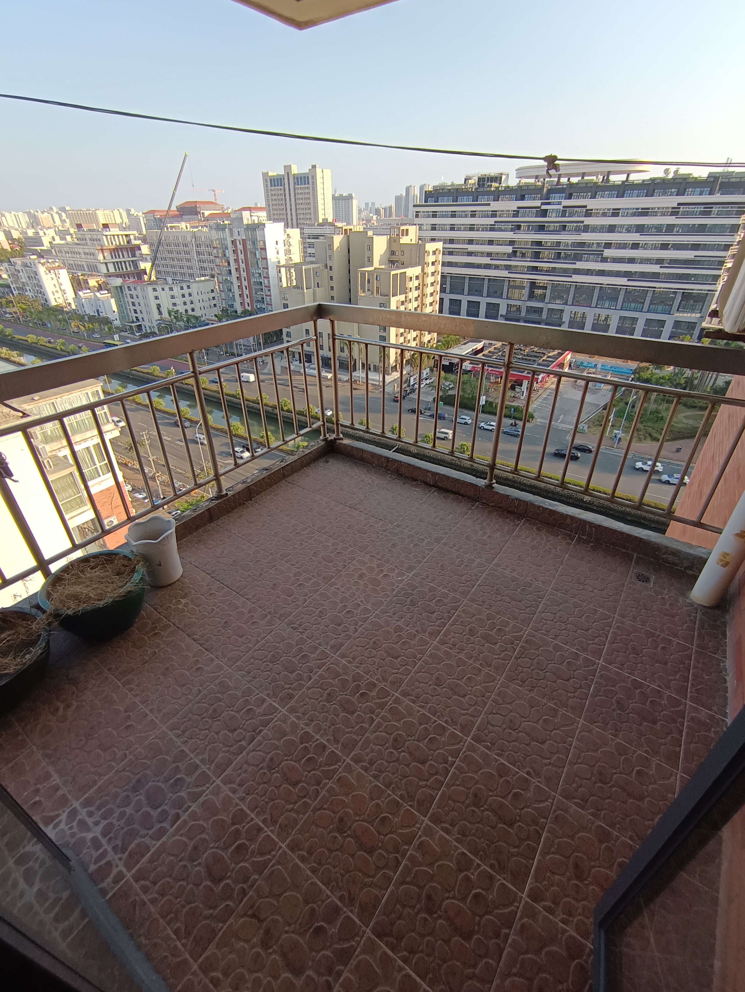 兆南绿岛家园 3室2厅2卫 230.0万 兆南绿岛家园 3室2厅2卫 230.0万阳台