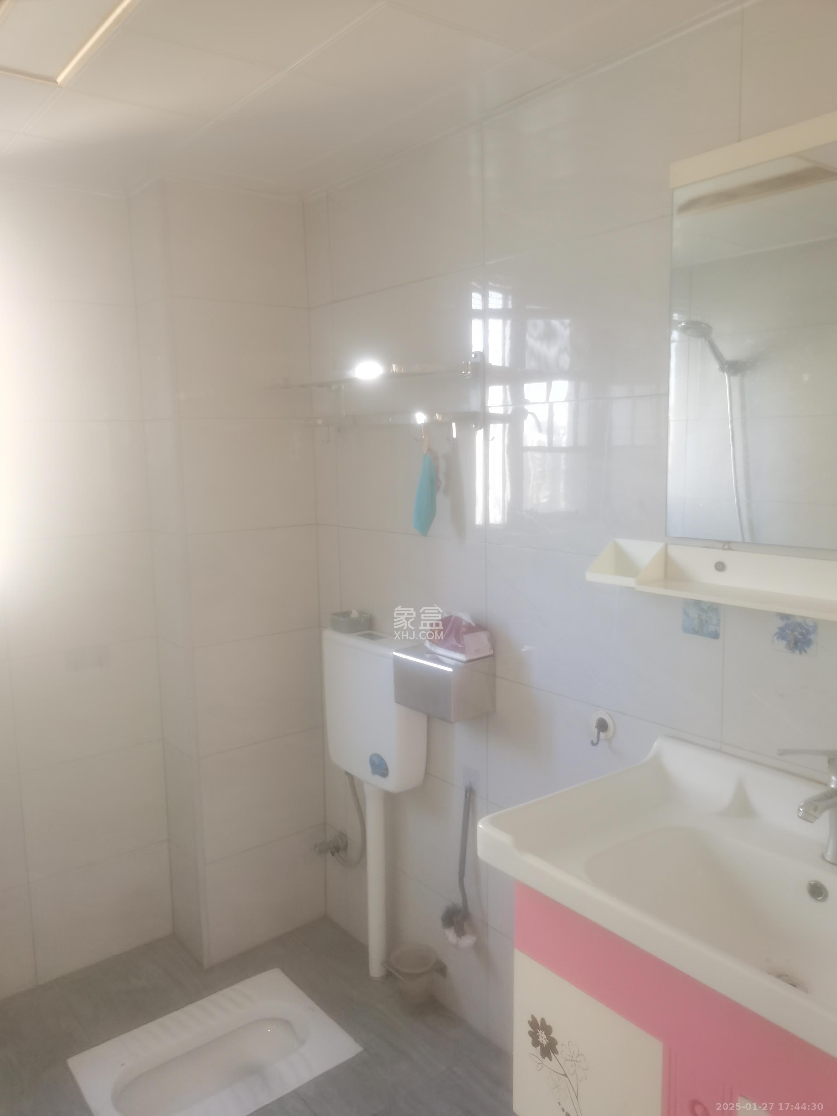 东驿竹园 2室0厅0卫 2000.0元/月 东驿竹园 2室0厅0卫 2000.0元/月室内图