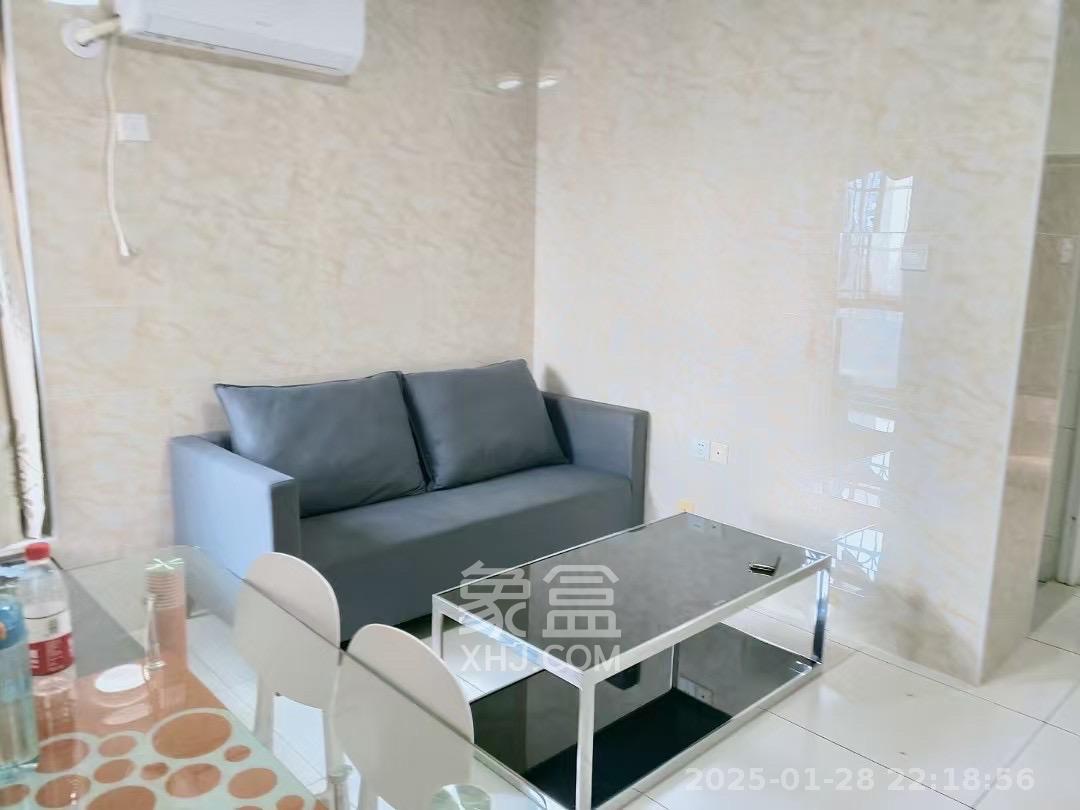 青和上座(上味舫大厦) 1室1厅1卫 2500.0元/月 青和上座(上味舫大厦) 1室1厅1卫 2500.0元/月室内图