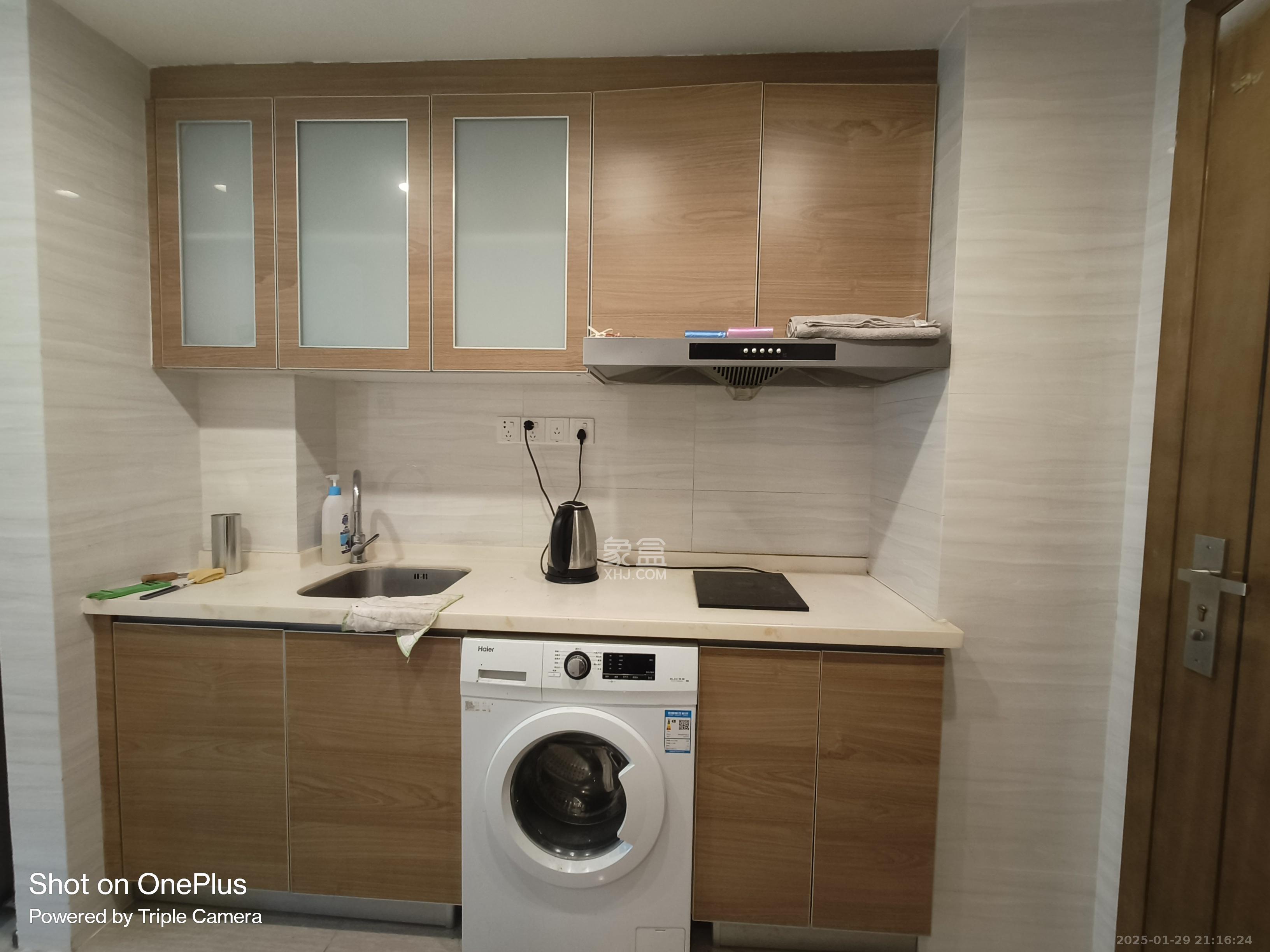 恒大翡翠华庭  1室1厅1卫    1280.0元/月 恒大翡翠华庭  1室1厅1卫    1280.0元/月室内图