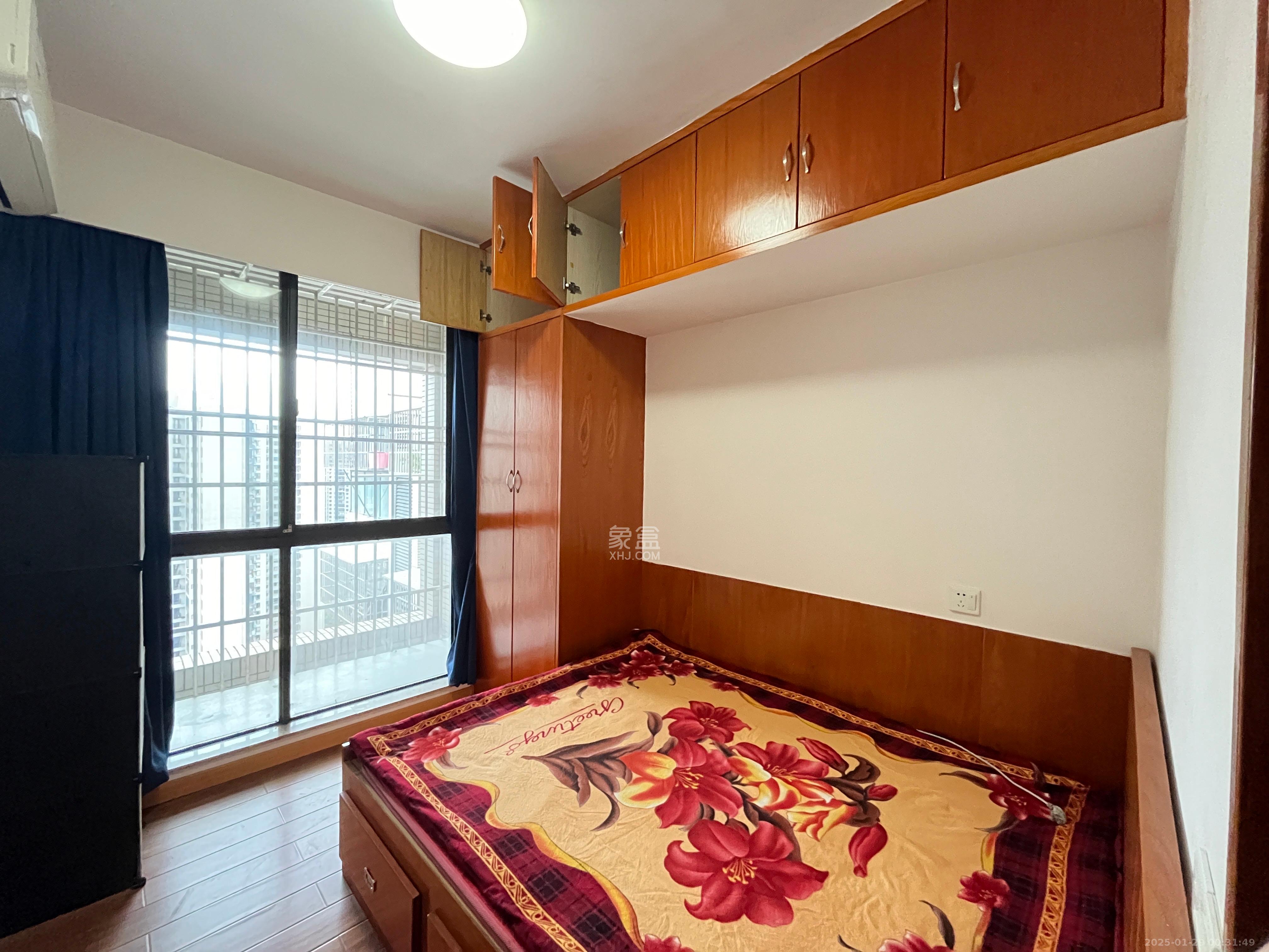 花样年华 3室2厅1卫 1900.0元/月 花样年华 3室2厅1卫 1900.0元/月室内图