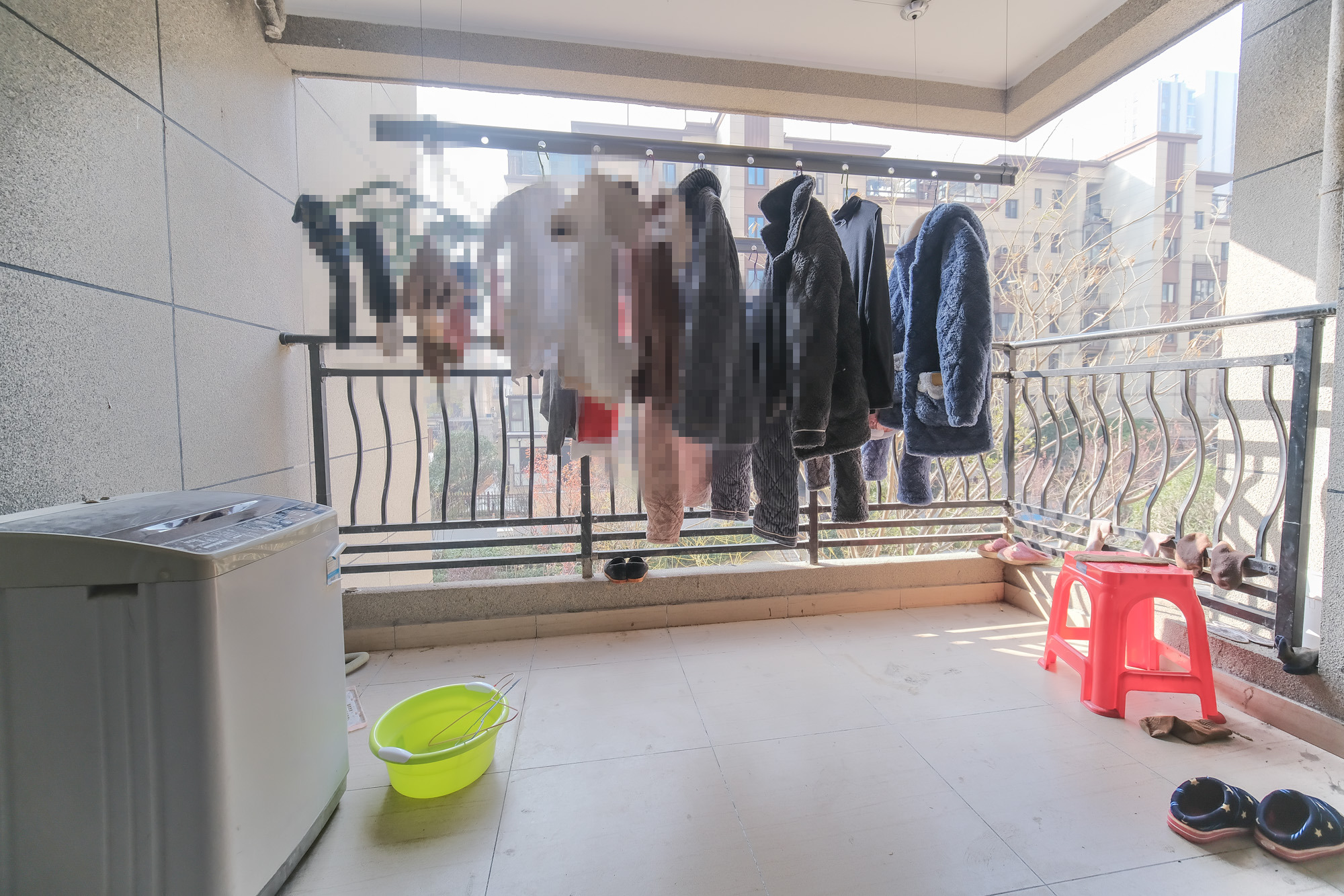 碧桂园翘楚棠  4室2厅2卫    96.0万 碧桂园翘楚棠  4室2厅2卫    96.0万阳台