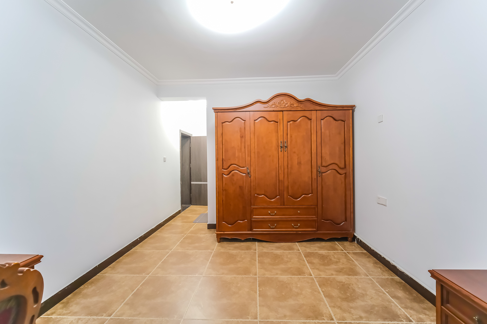 山水湾  3室2厅2卫    85.0万 山水湾  3室2厅2卫    85.0万卧室