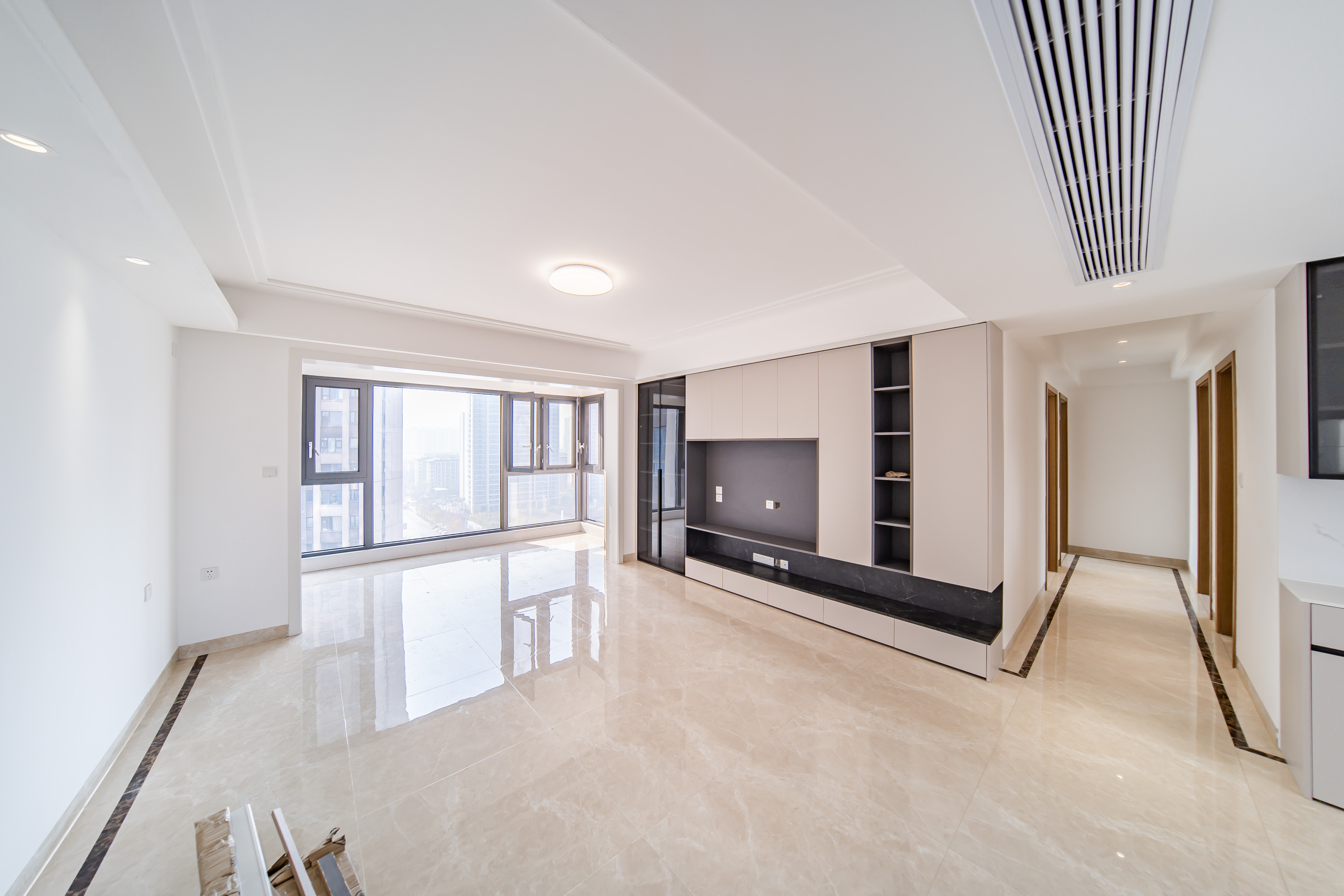 深业鹭栖府  4室2厅2卫    195.0万 深业鹭栖府  4室2厅2卫    195.0万客厅