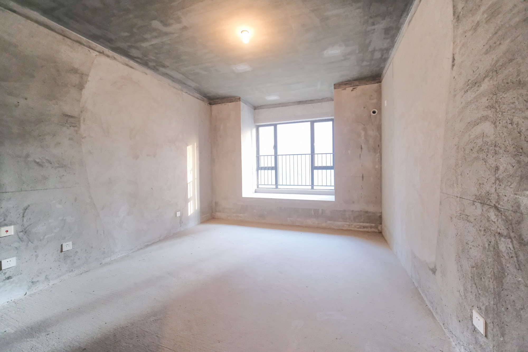 三一街区 5室2厅2卫 129.0万 三一街区 5室2厅2卫 129.0万卧室