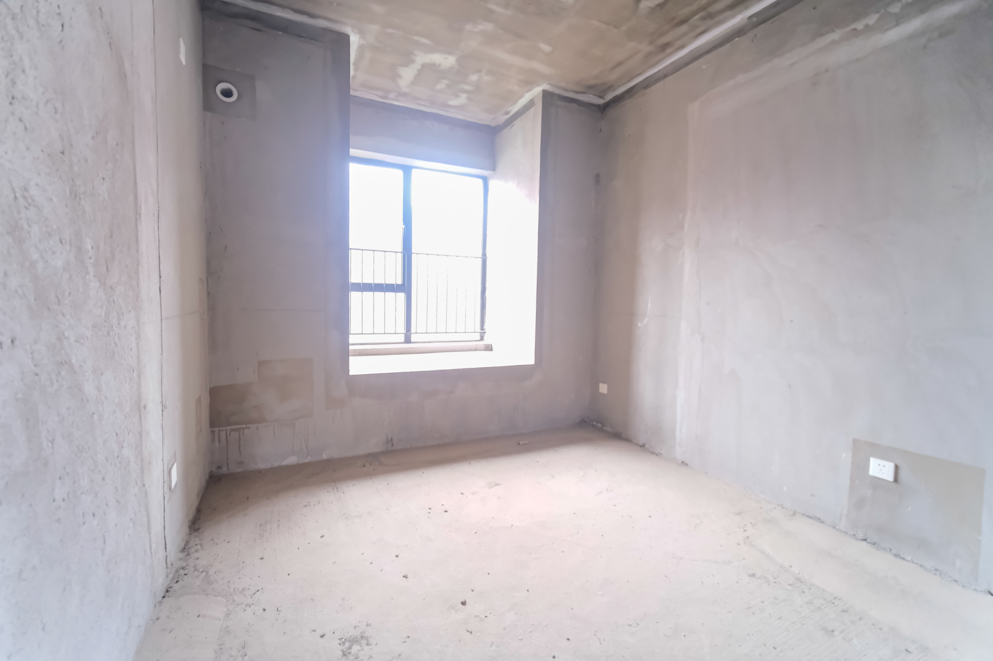 三一街区 5室2厅2卫 129.0万 三一街区 5室2厅2卫 129.0万卧室