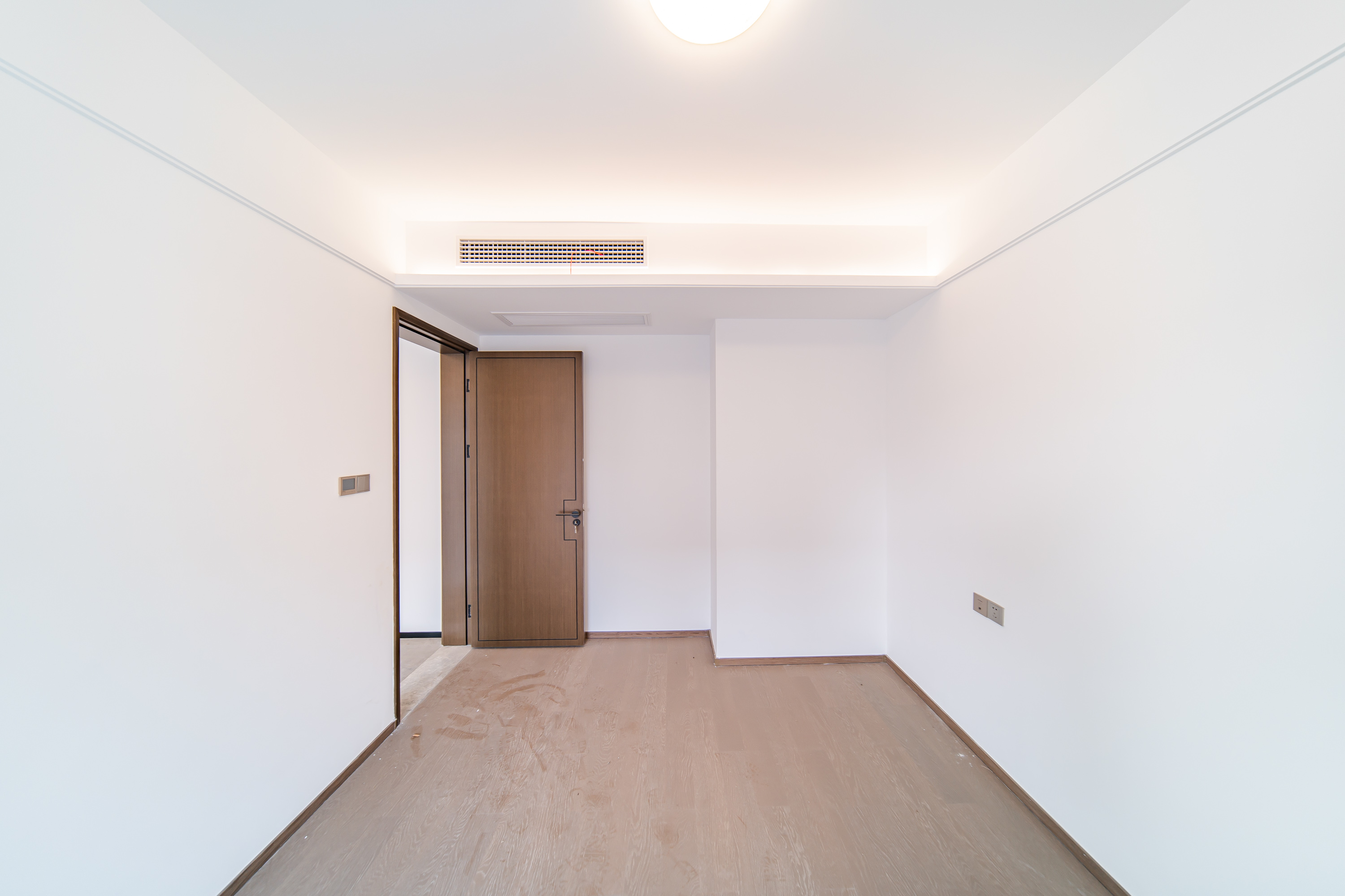 建发电建江山悦  4室2厅3卫   240.00万卧室