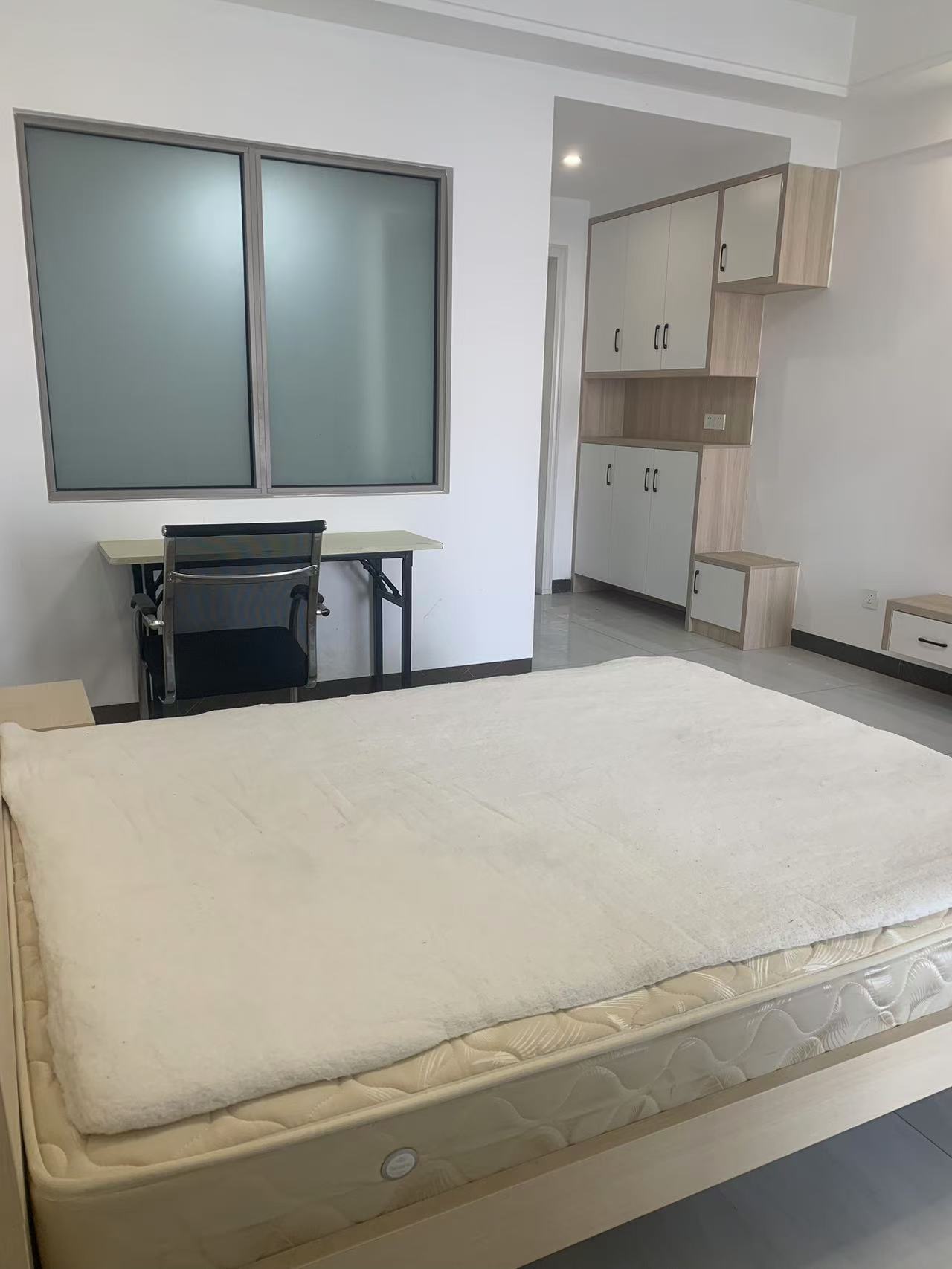 新天地步步高 1室1厅1卫 1000.0元/月 新天地步步高 1室1厅1卫 1000.0元/月室内图