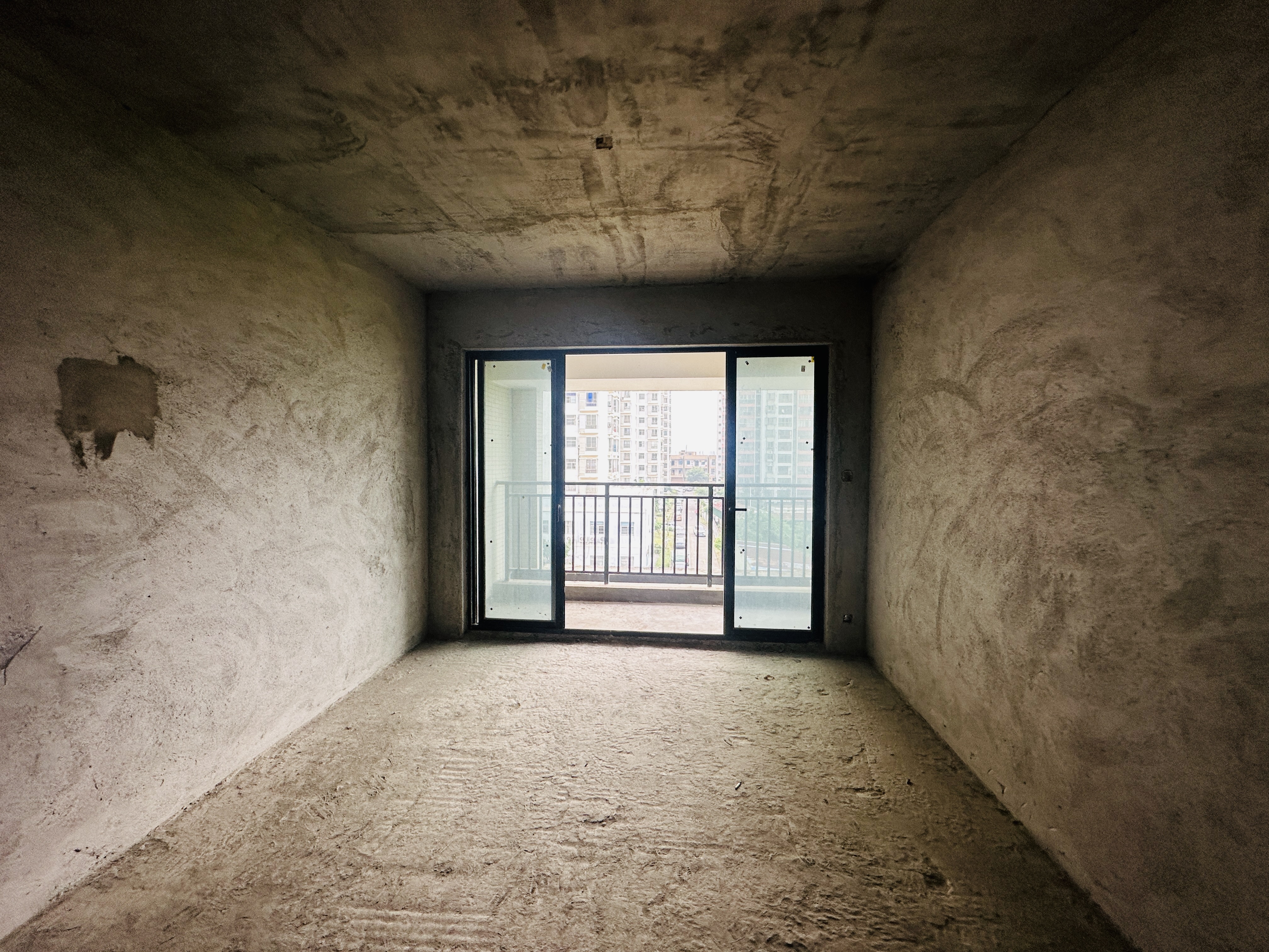 城投海一方  2室2厅1卫    135.0万 城投海一方  2室2厅1卫    135.0万客厅