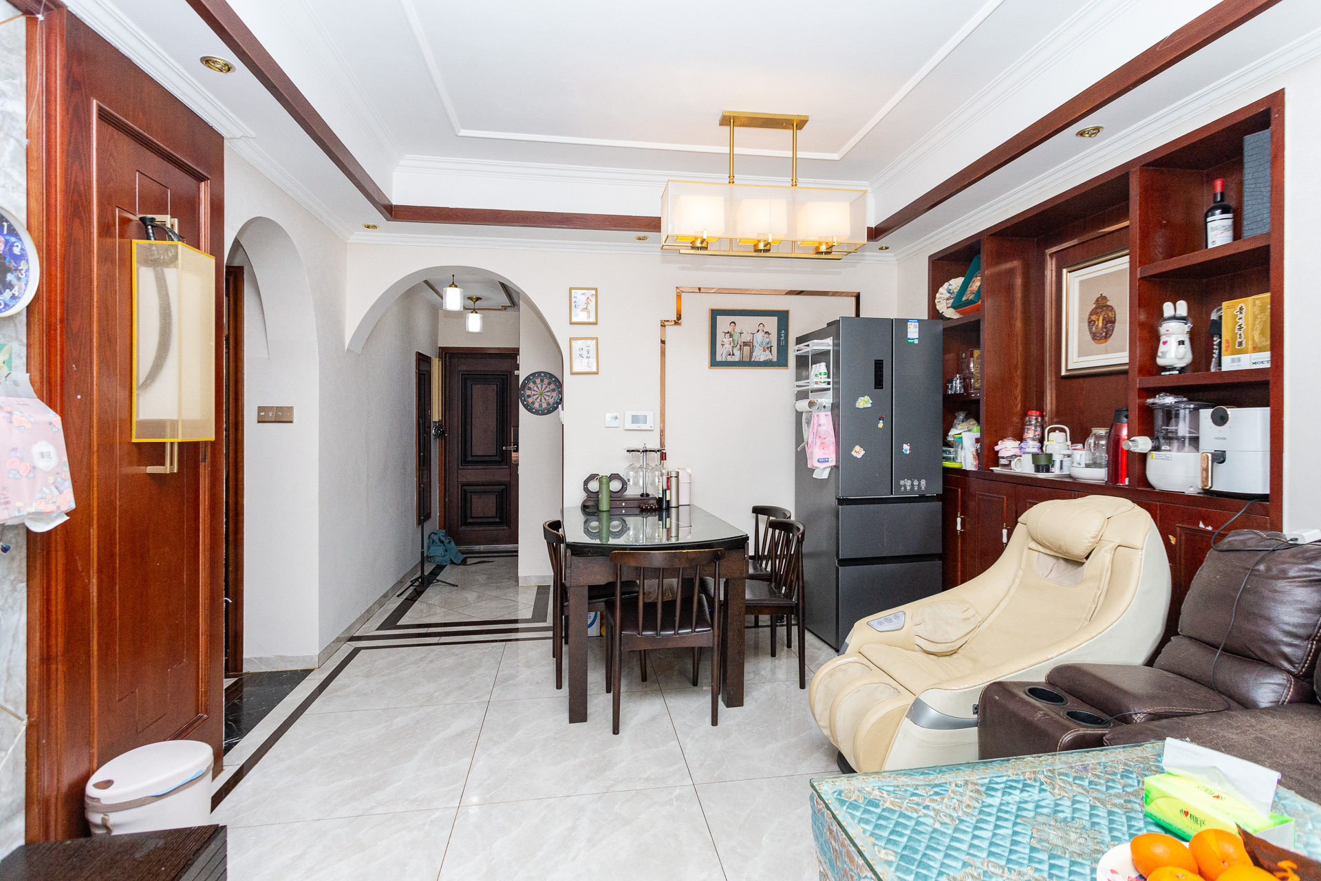 明发国际城 3室2厅1卫 84.8万 明发国际城 3室2厅1卫 84.8万客厅