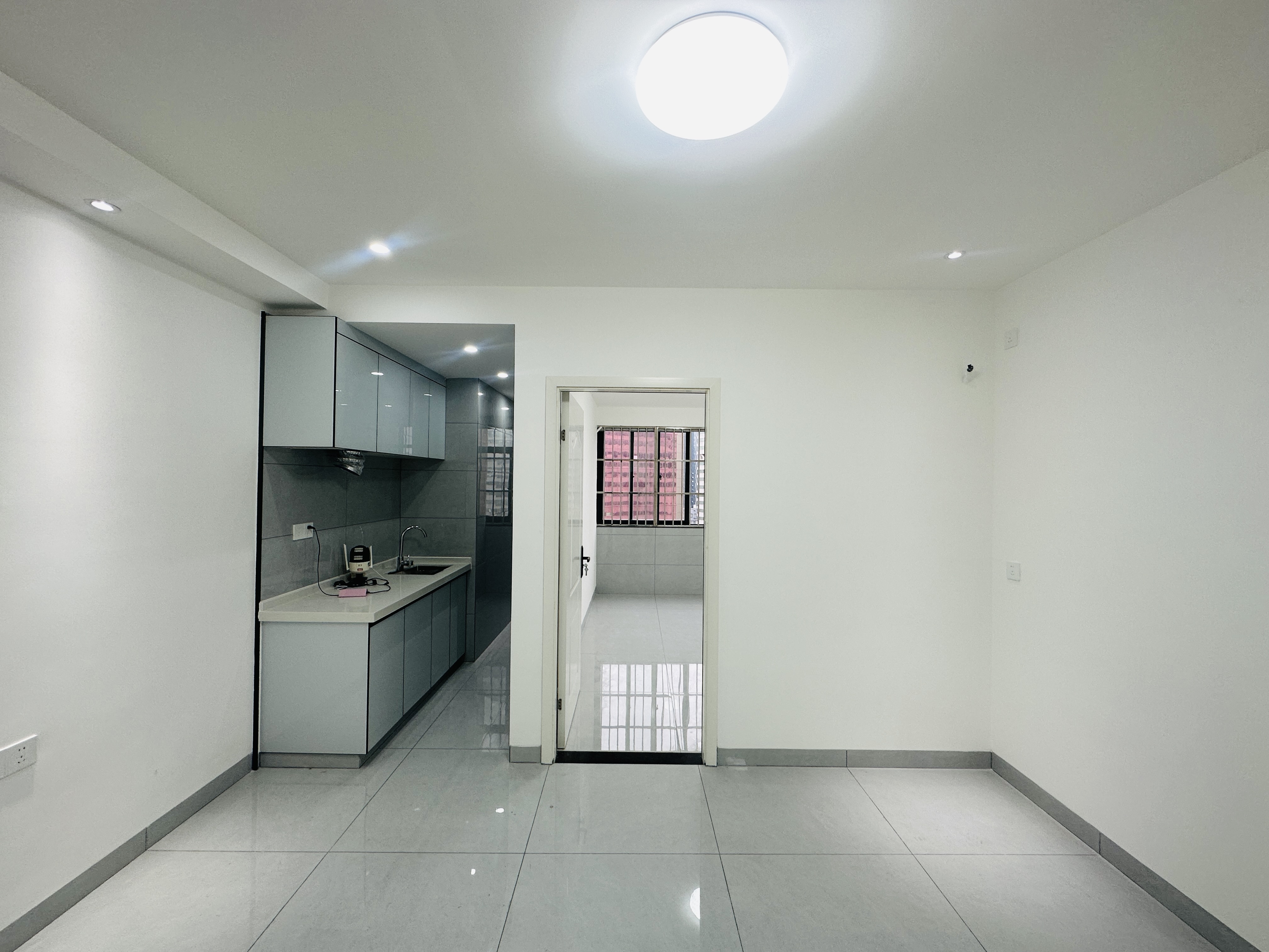 帝国大厦 2室1厅1卫 66.8万 帝国大厦 2室1厅1卫 66.8万其他