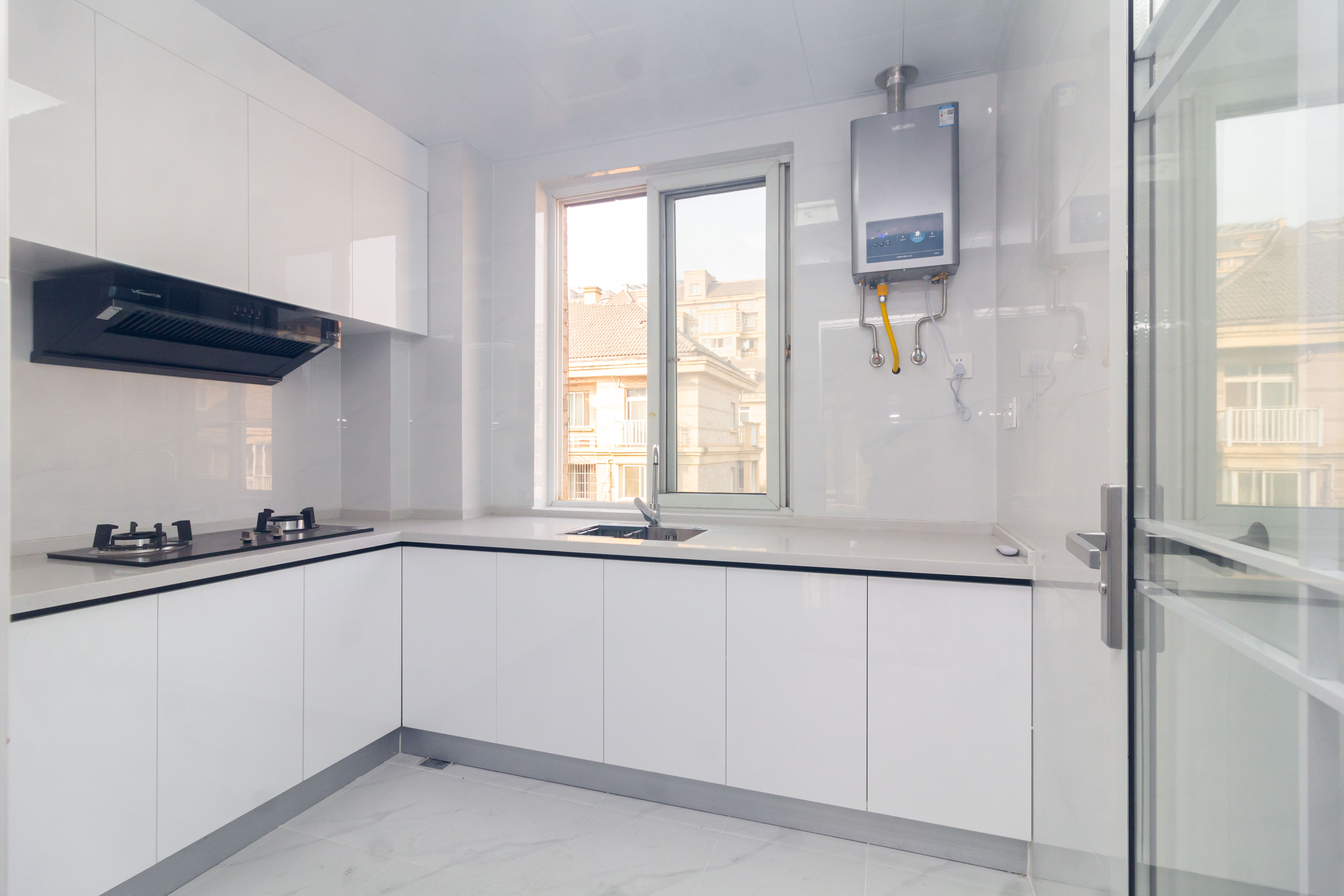 博雅湘水湾 5室2厅2卫 54.80万 博雅湘水湾 5室2厅2卫 54.80万厨房