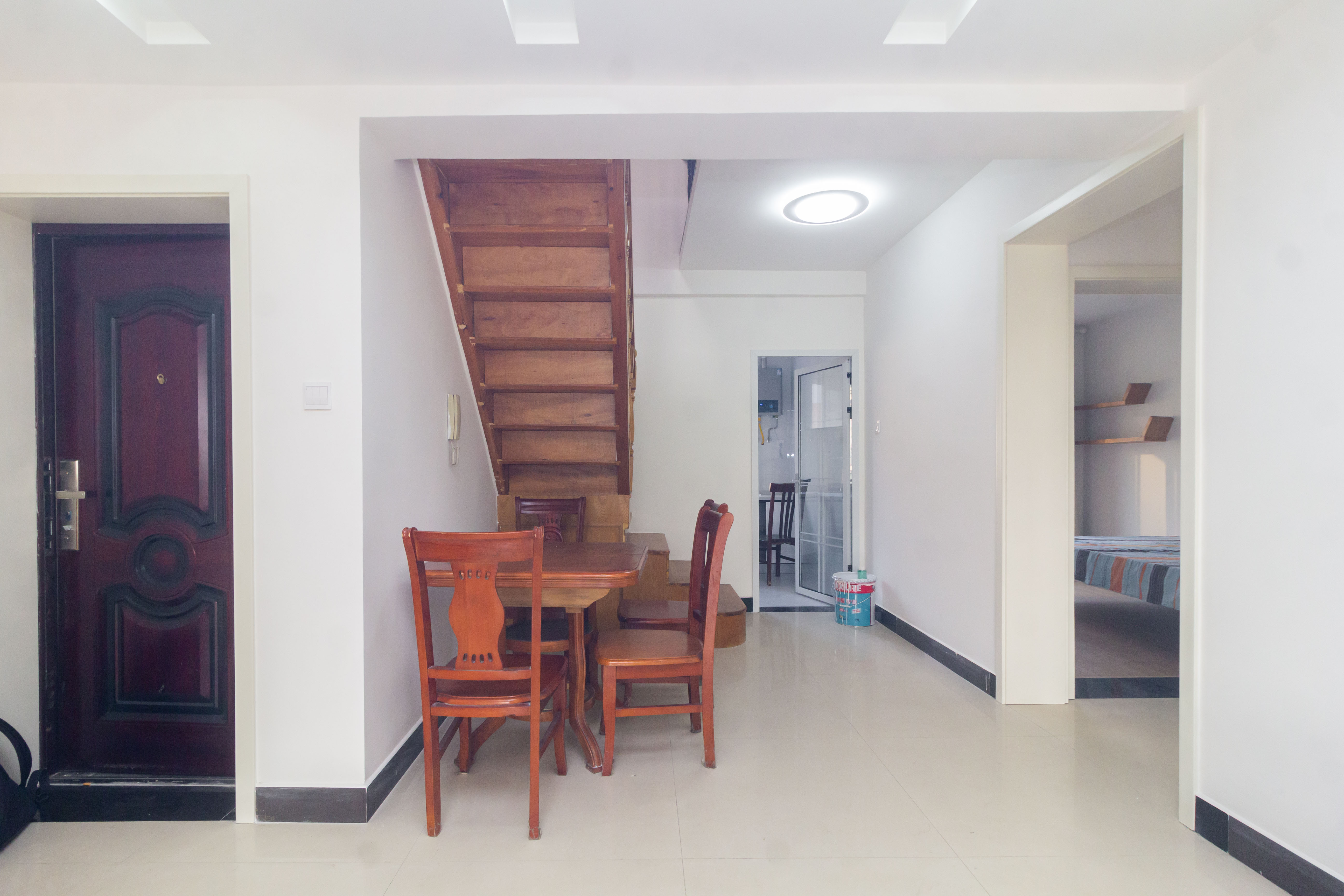 博雅湘水湾 5室2厅2卫 54.80万 博雅湘水湾 5室2厅2卫 54.80万客厅