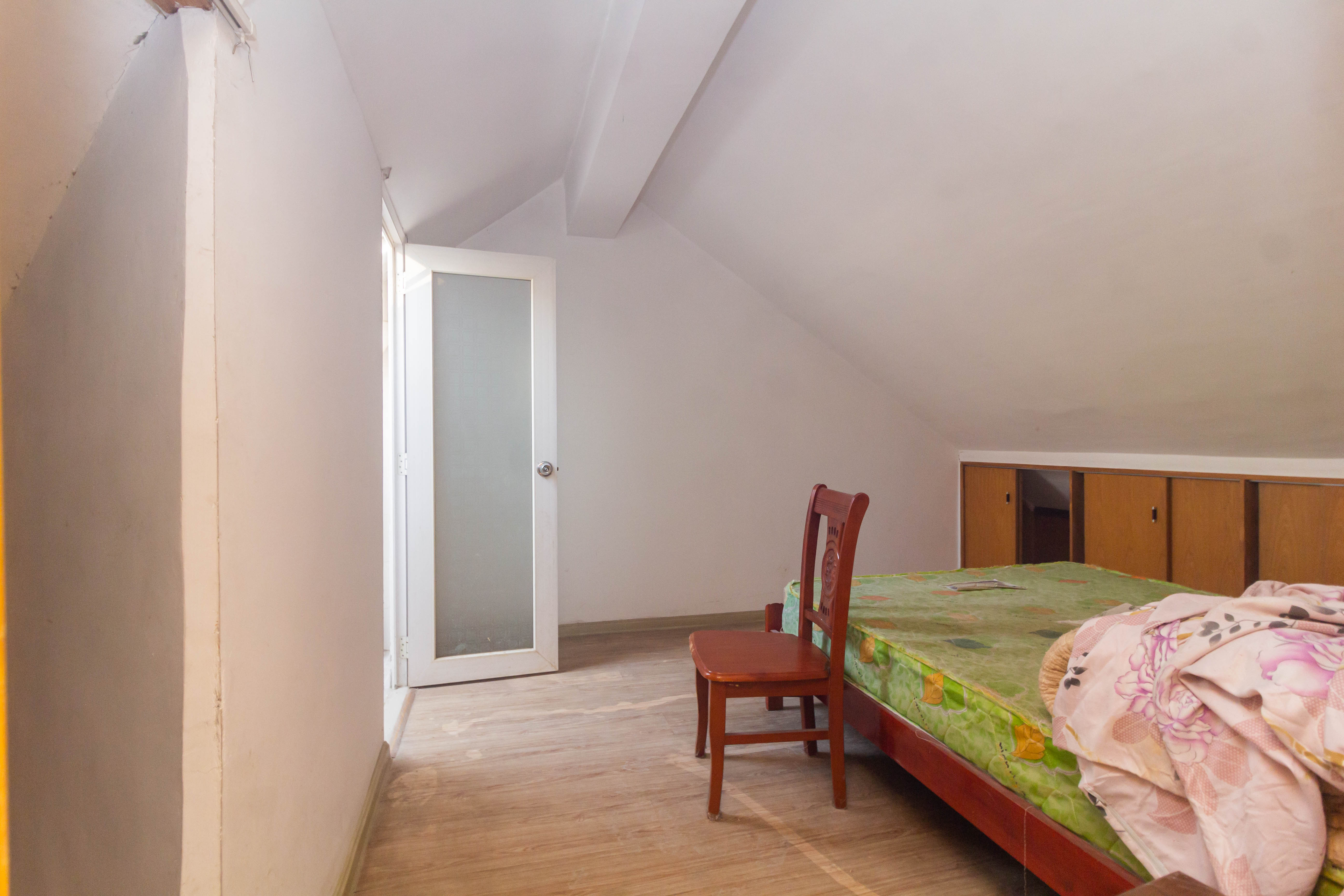 博雅湘水湾 5室2厅2卫 54.80万 博雅湘水湾 5室2厅2卫 54.80万卧室